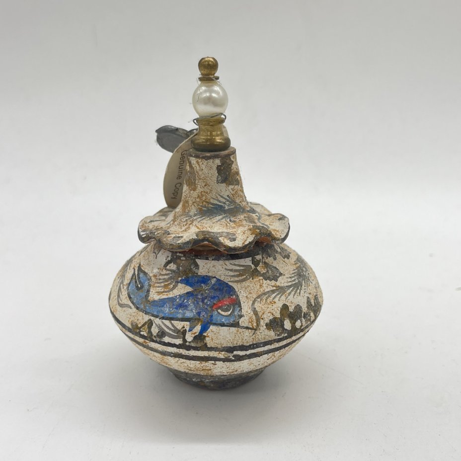 Флакон для парфюма, имитирующий керамику минойского периода, из археологического музея Ираклиона, керамика, роспись, Греция, 2000-2015 гг.