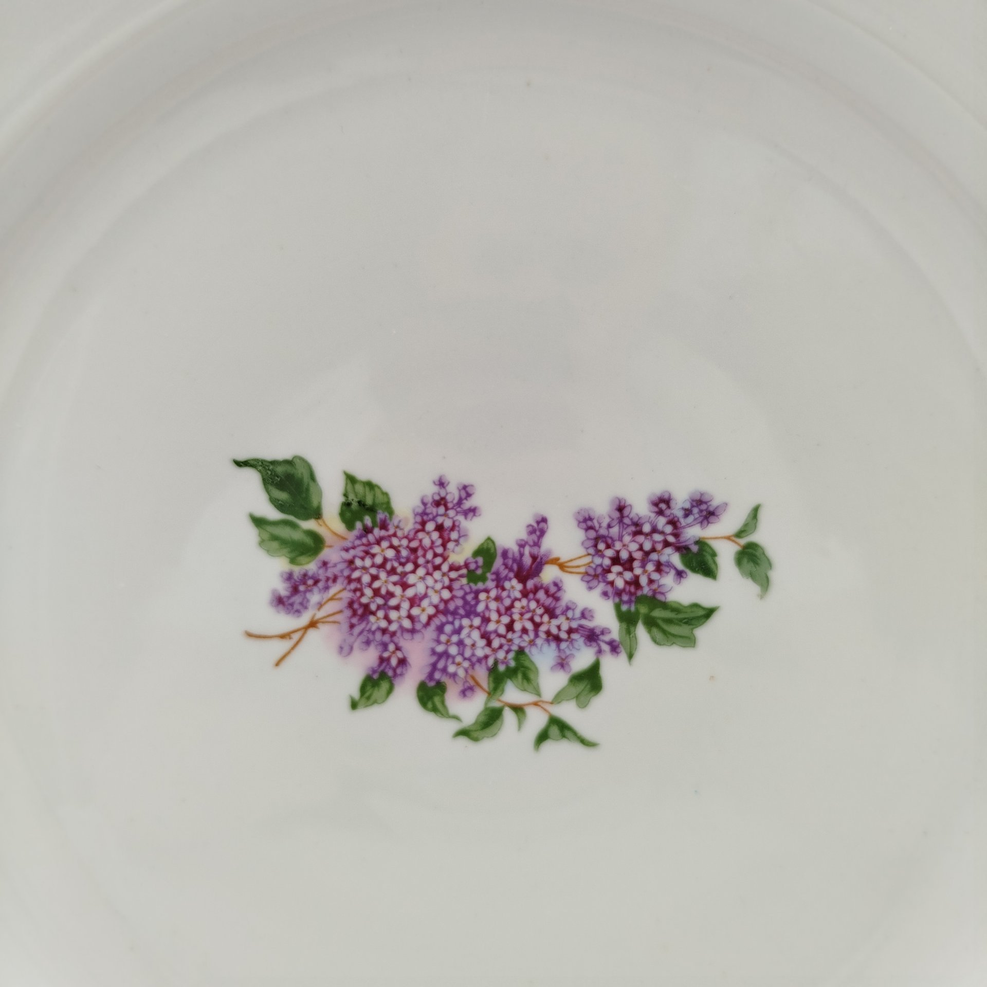 Блюдо круглой формы "Сирень"