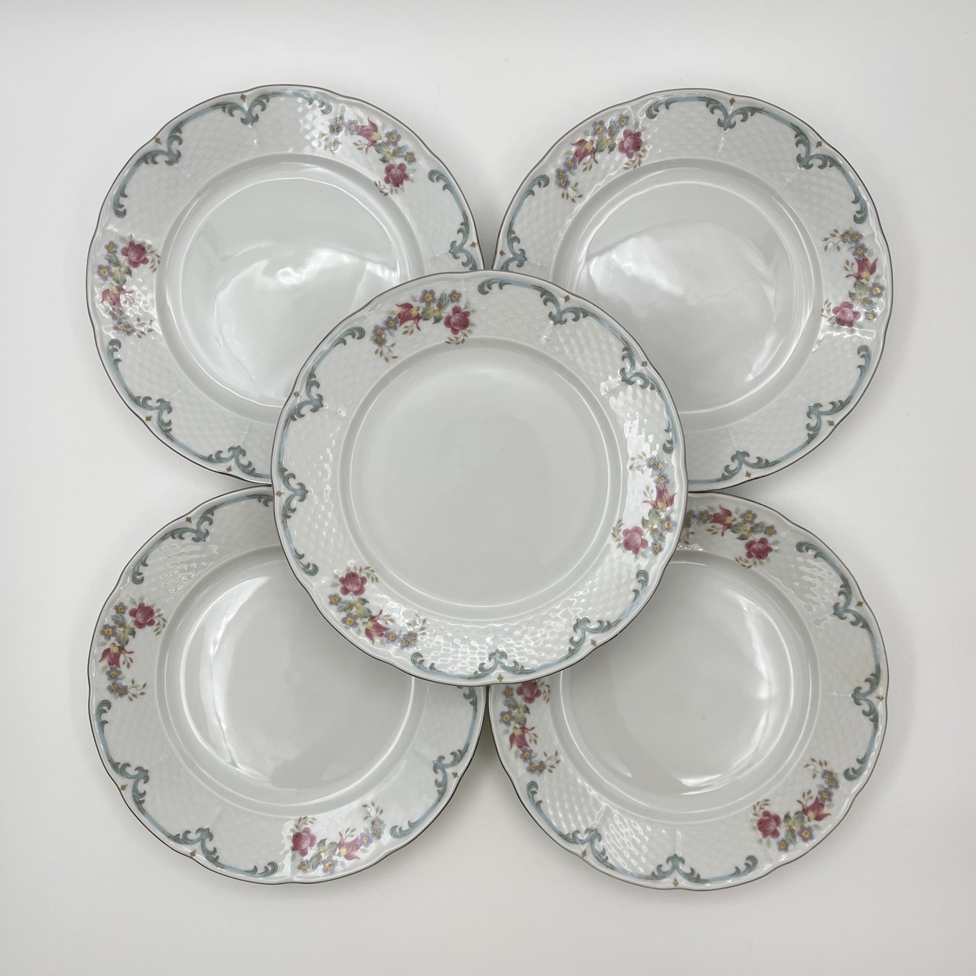 Набор десертных тарелок с цветочным декором на 5 персон, фарфор, деколь, Thun (Тун), Чехия, 2000-2020 гг.