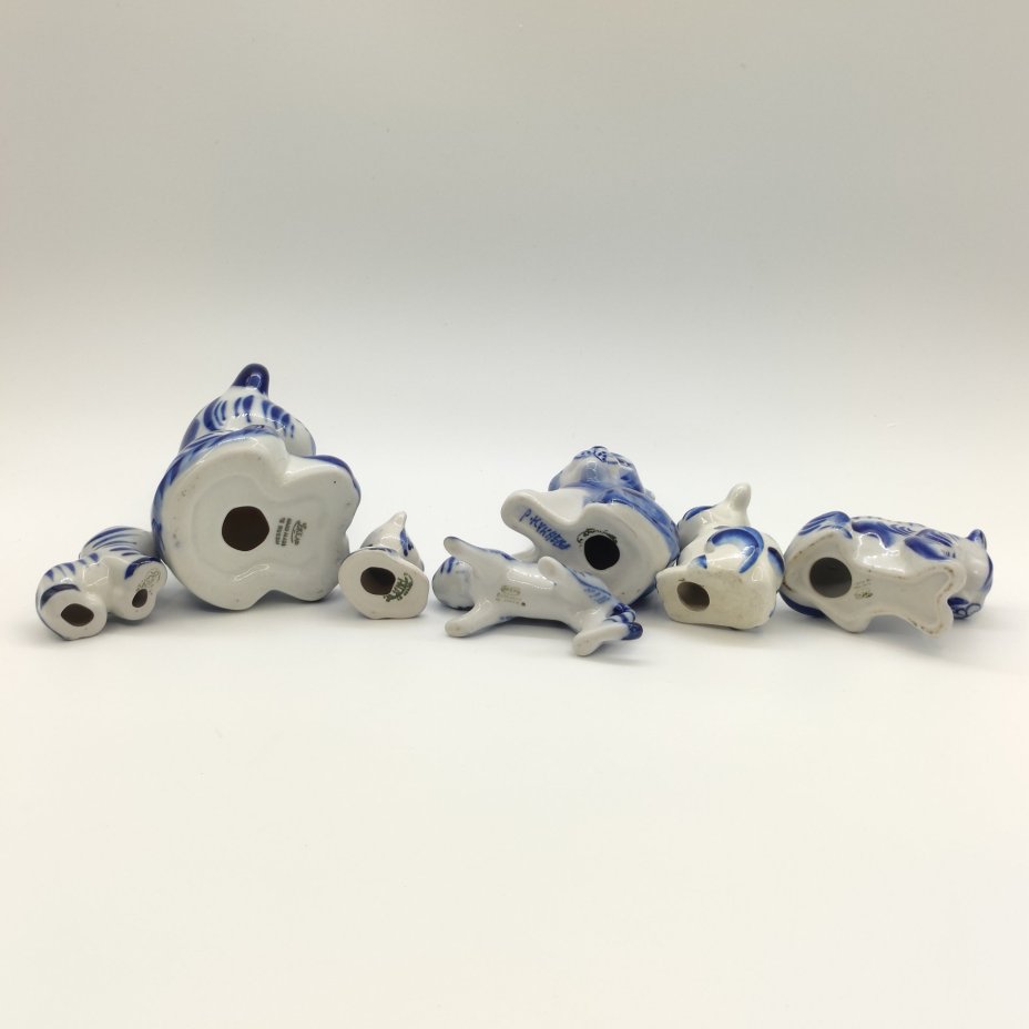 Набор из семи статуэток "Тигры", Гжель