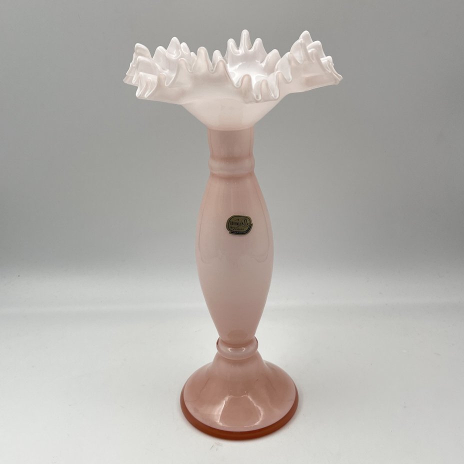 Ваза розового оттенка с фестончатым бортом, цветное стекло, Bohemia Crystal (Bohemia Glass), Чехословакия, 1970-1990 гг., Bohemia Crystal (Bohemia Glass)