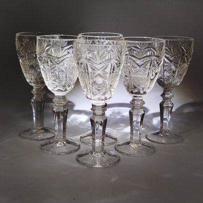 Набор из 6-ти рюмок с резным декором, стекло, алмазная грань, СССР, 1970-1990 гг.