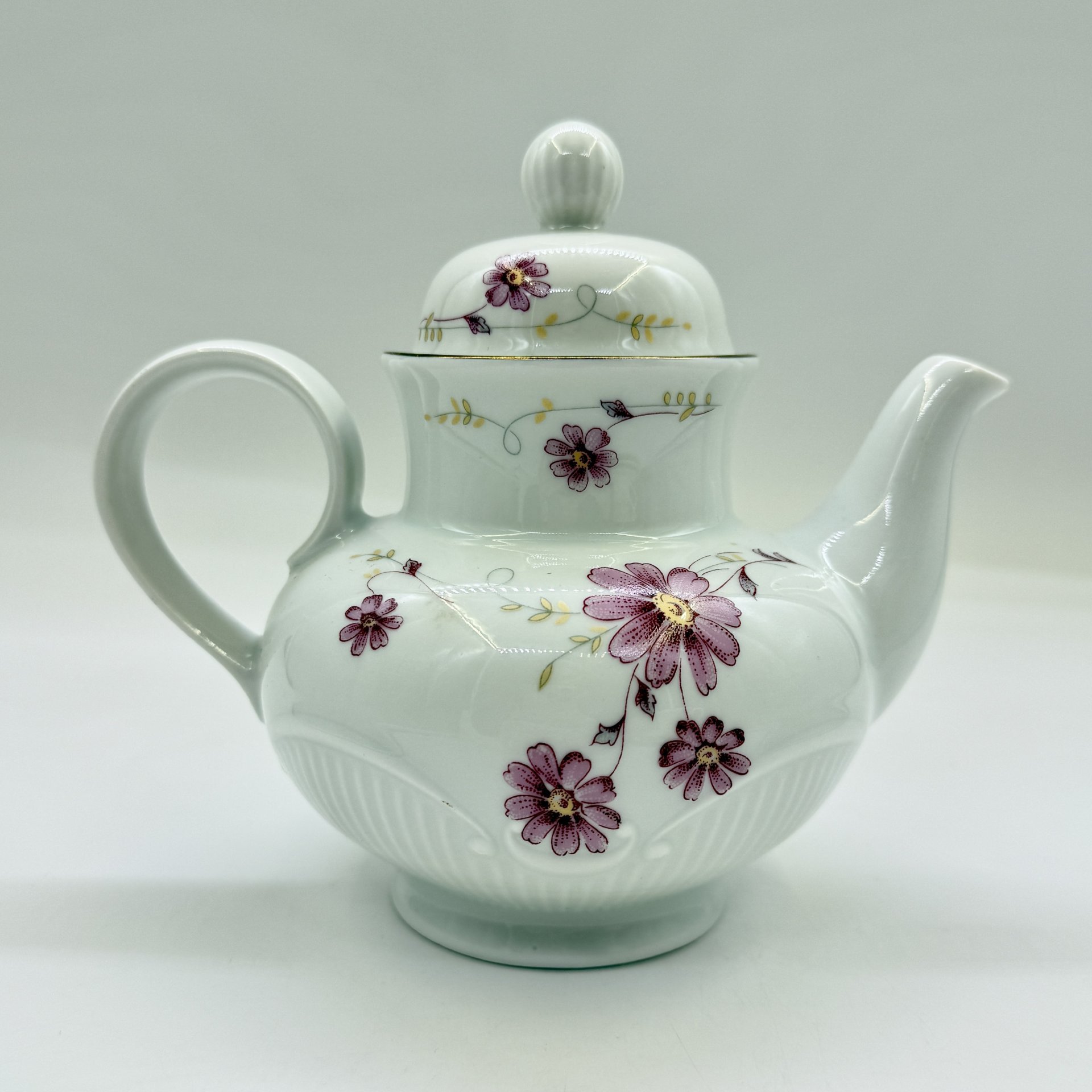 Кофейник с цветочным декором, фарфор, деколь, золочение, Colditz (Кольдиц), ГДР, 1960-1990 гг., Colditz (Кольдиц)