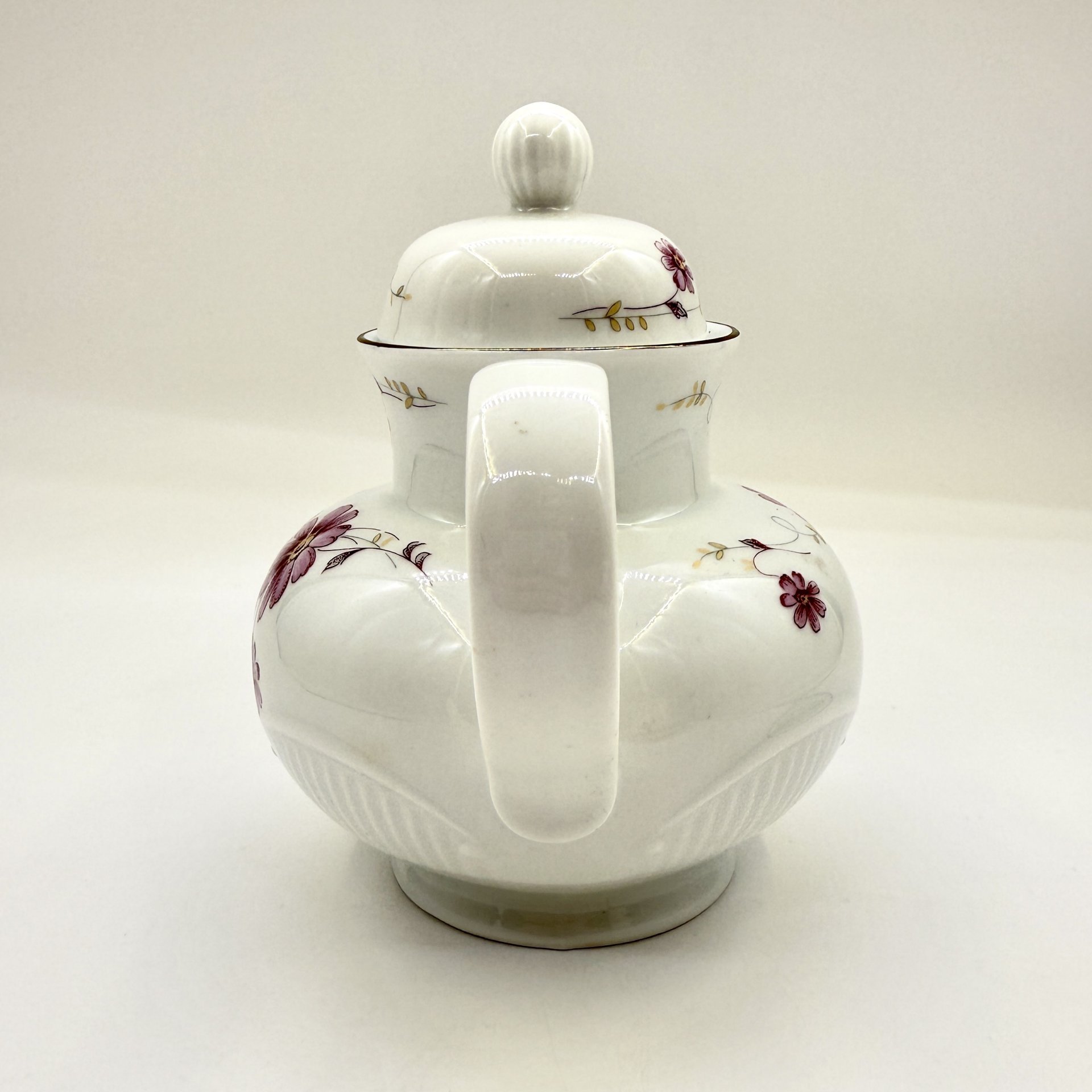 Кофейник с цветочным декором, фарфор, деколь, золочение, Colditz (Кольдиц), ГДР, 1960-1990 гг., Colditz (Кольдиц)