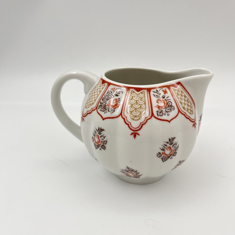 Молочник из сервиза "Фриз", фарфор, деколь, Ленинградский фарфоровый завод (ЛФЗ), СССР, 1970-1991 гг.