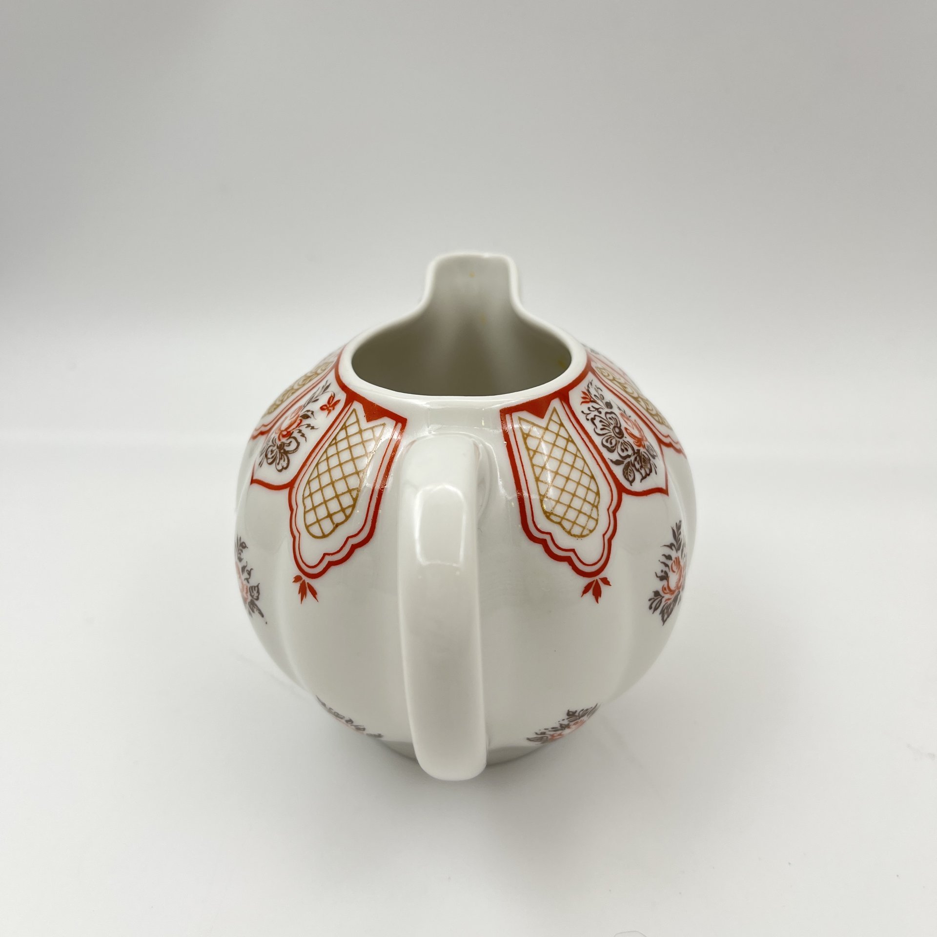 Молочник из сервиза "Фриз", фарфор, деколь, Ленинградский фарфоровый завод (ЛФЗ), СССР, 1970-1991 гг.