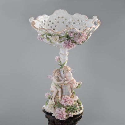 Ваза "Путти (Амур и Психея)", фарфор, роспись, Plaue Schierholz, Тюрингия, 1907-1940 гг.