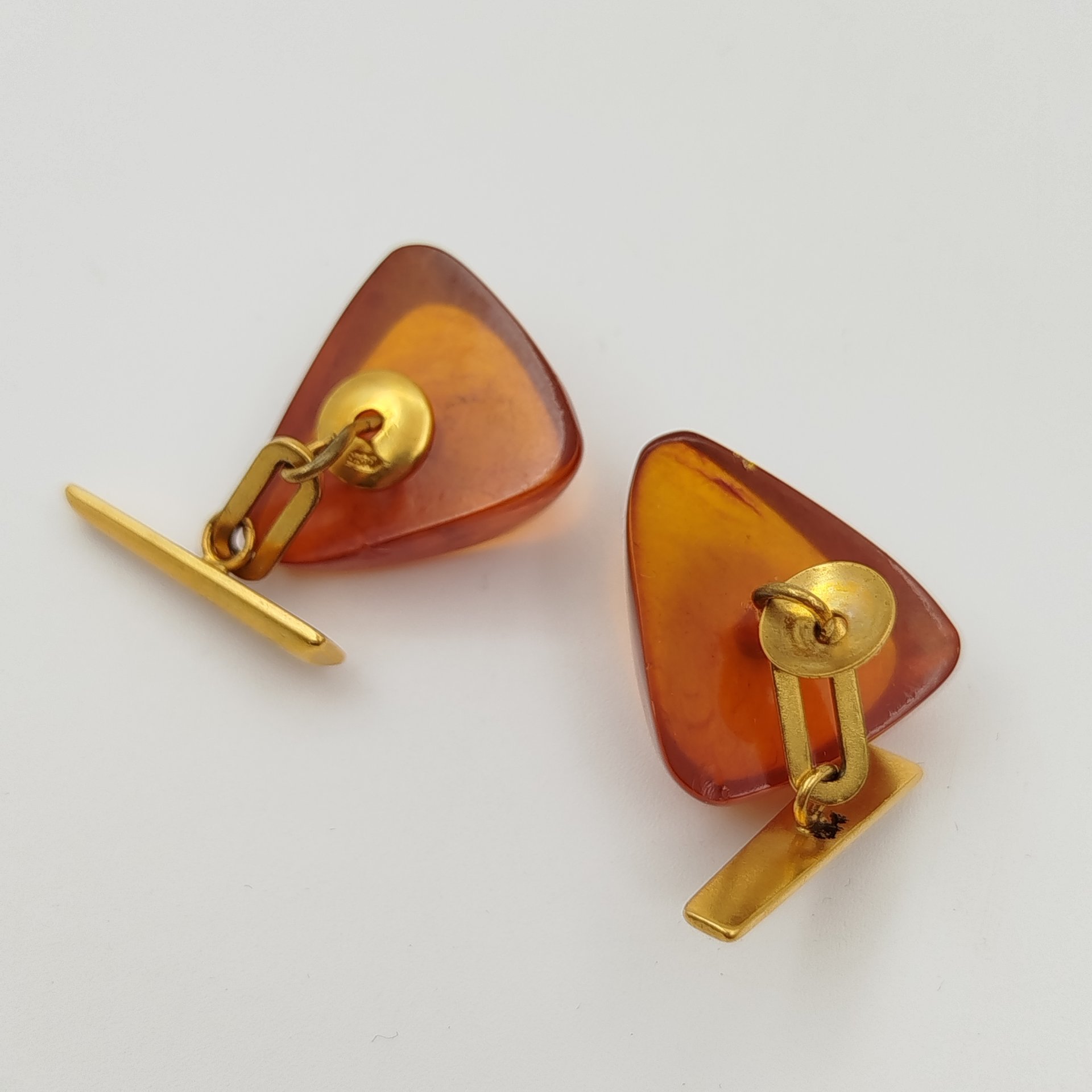 Запонки винтажные со вставками треугольной формы, металл, янтарь, СССР, 1970-1990 гг.