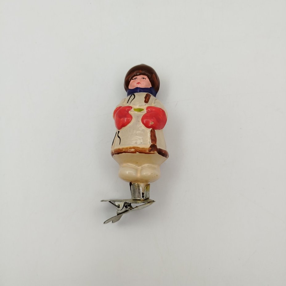 Игрушка ёлочная на прищепке "Мужичок с ноготок", стекло, роспись, металл, Завод стеклянных ёлочных украшений и оптических изделий, г. Москва, СССР, 1950-1960 гг.