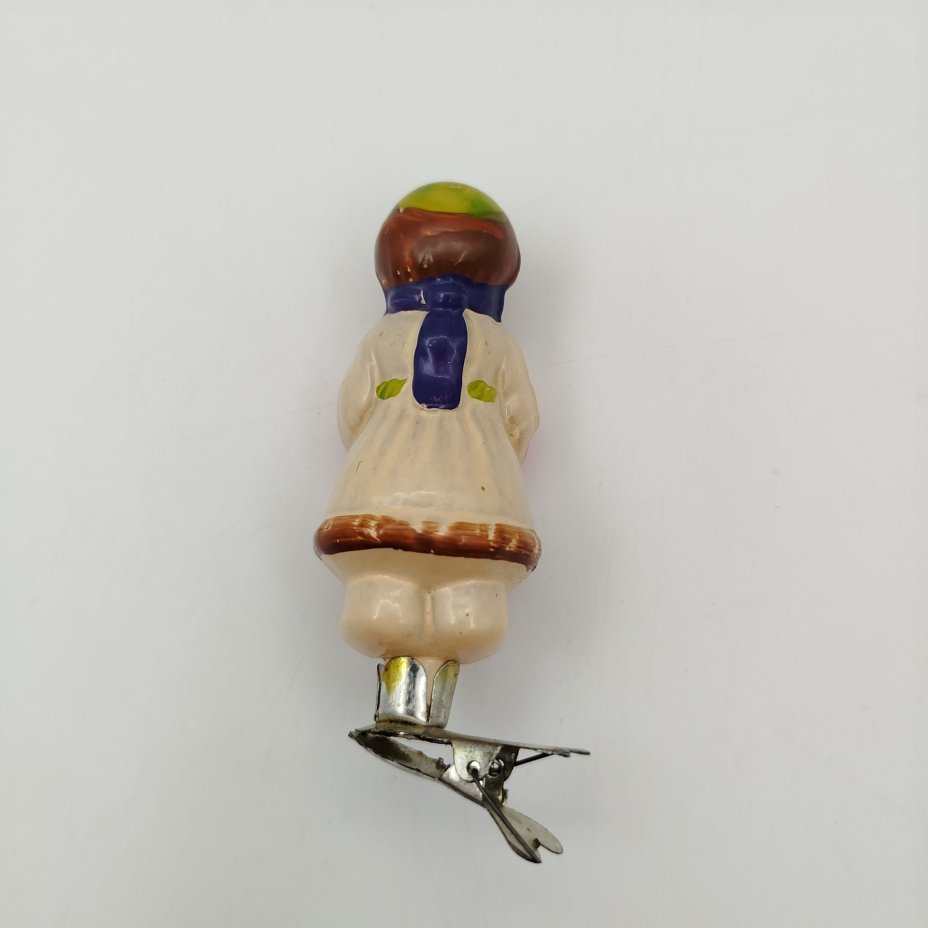 Игрушка ёлочная на прищепке "Мужичок с ноготок", стекло, роспись, металл, Завод стеклянных ёлочных украшений и оптических изделий, г. Москва, СССР, 1950-1960 гг.
