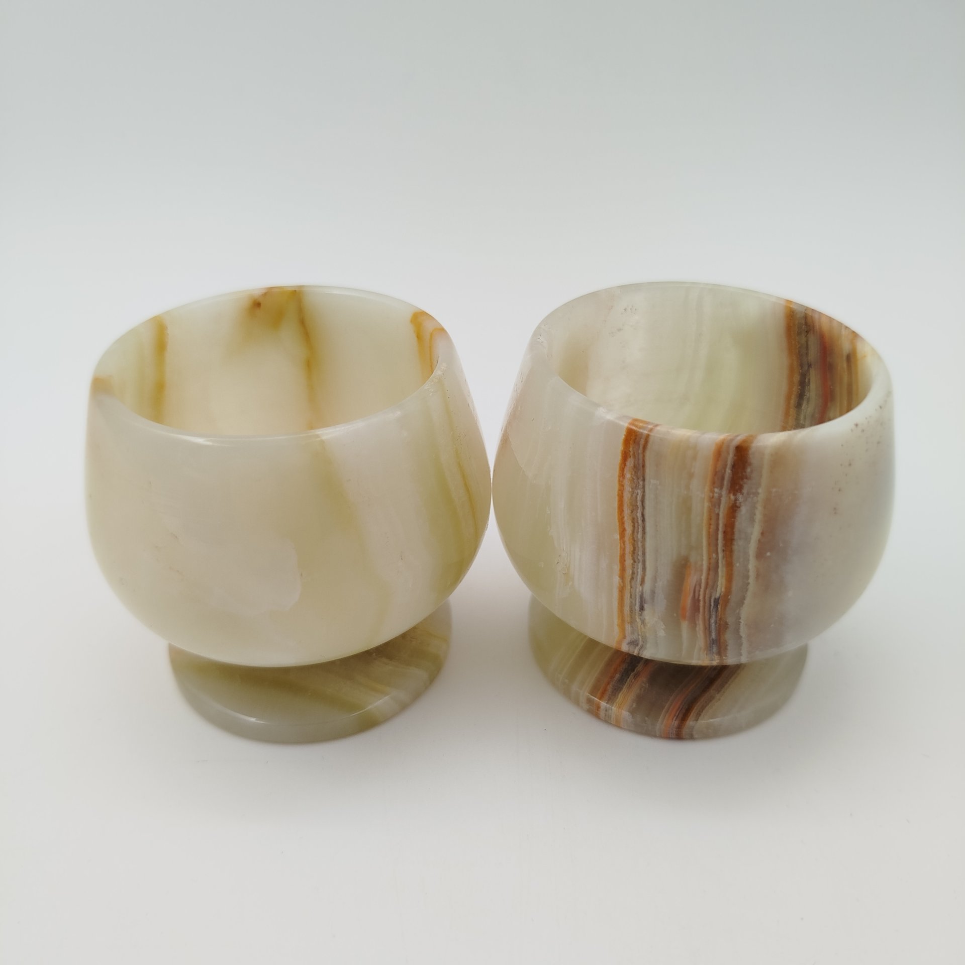 Пара рюмок в кофре, натуральный камень, (оникс), картон, ткань, Азия, 2000-2010 гг.