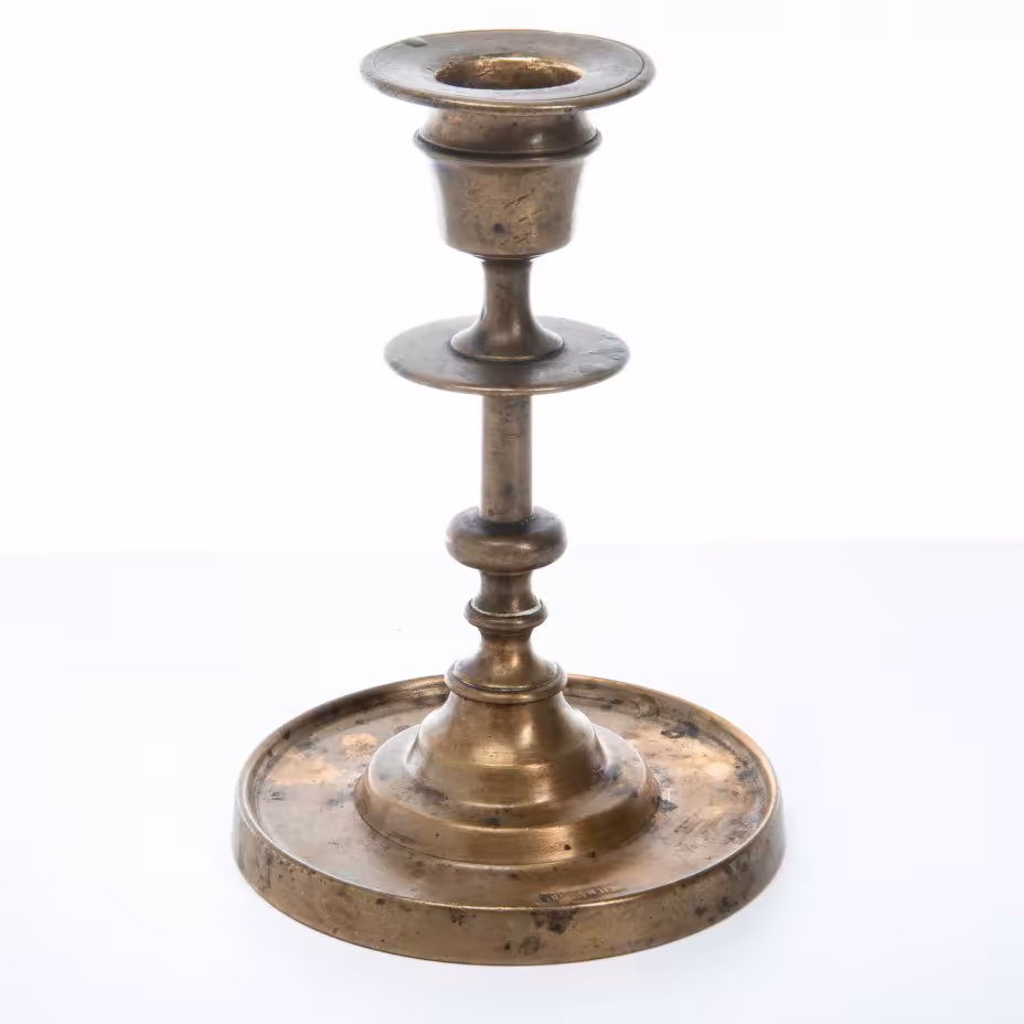 Подсвечник для одной свечи, латунь, клеймо "Юдинъ", Российская империя, 1890-1917 гг.