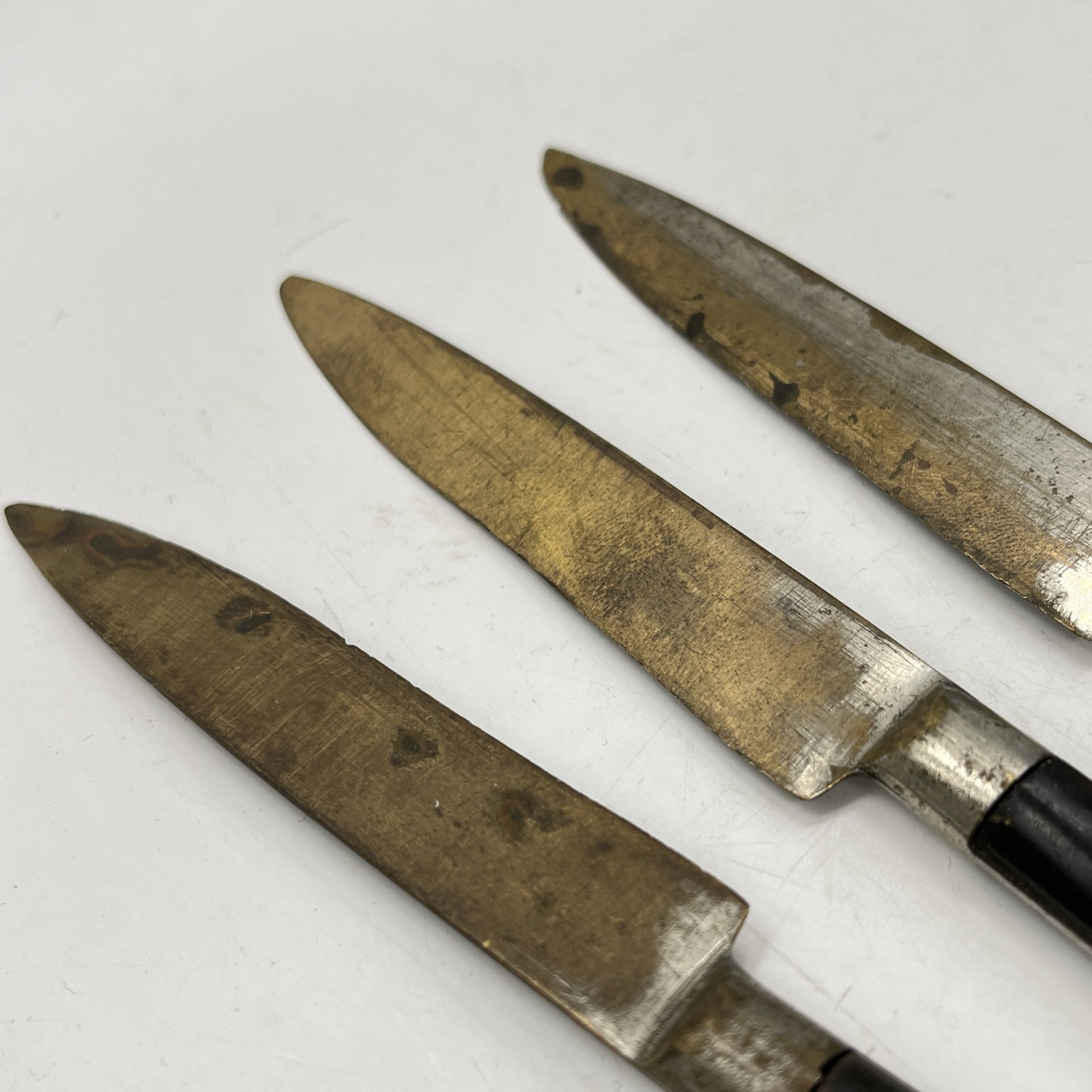 Набор из 3 фруктовых ножей с деревянными рукоятями, латунь, серебрение, дерево, Германия, 1910-1930 гг.