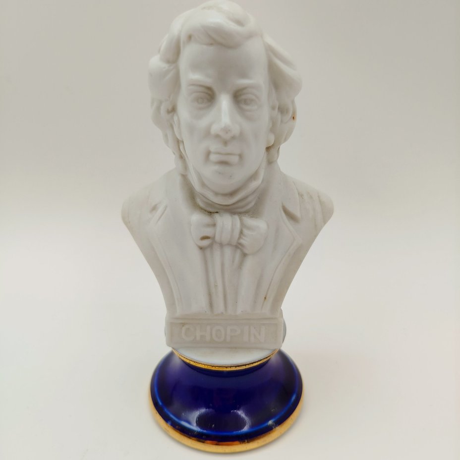 Бюст "Фредерик Шопен", бисквит, крытье кобальтом, золочение, Азия, 1980-2000 гг.