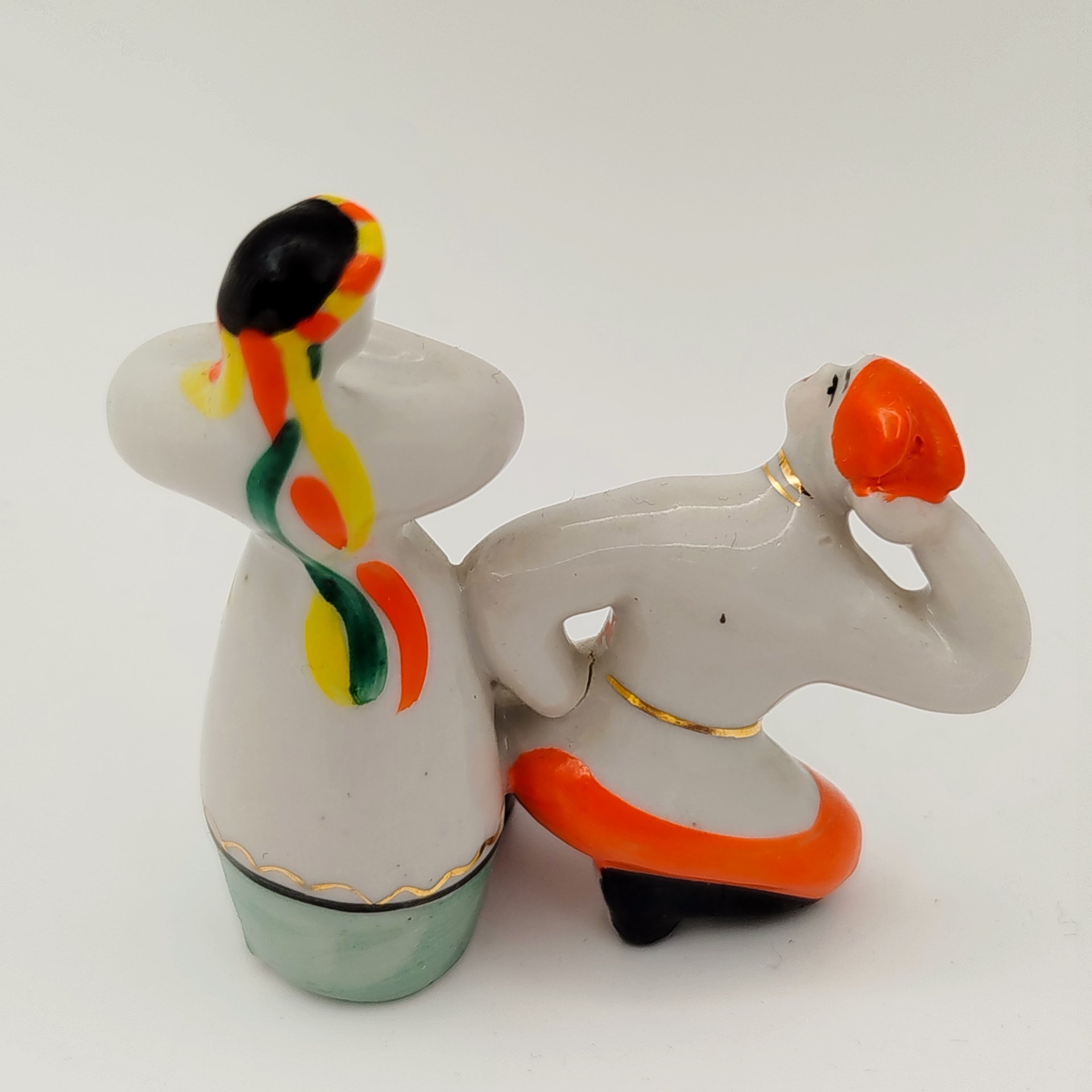 Статуэтка "Гопак" ("Гопачок"), автор О.С. Чередник, фарфор, роспись, золочение, Полонский завод художественной керамики (Полонное ЗХК), СССР, 1970-1990 гг.