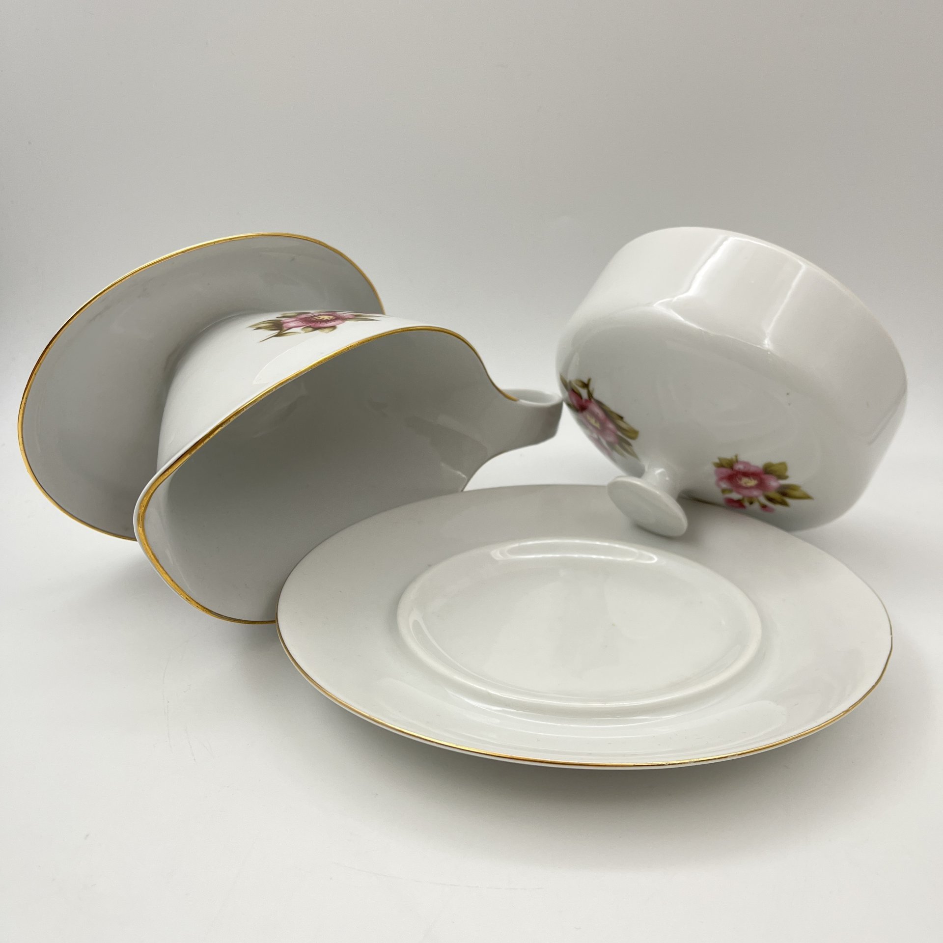 Набор сервировочный, украшенный цветочным декором (5 предметов)