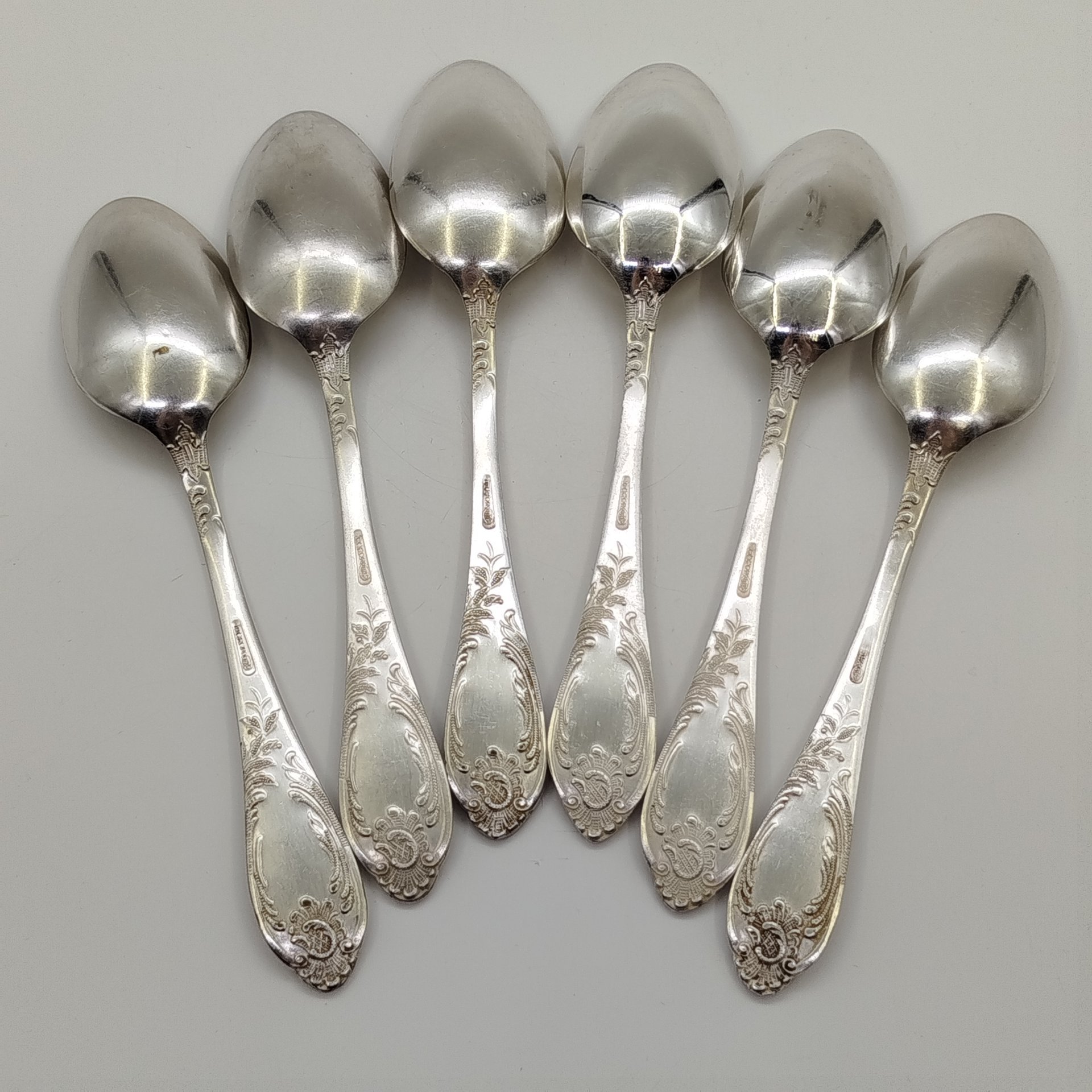 Набор столовых ложек с растительным декором на черенках (6 шт.), мНЦ (медь-никель-цинк), Вольнянский завод столовых приборов им. Шевченко (ЗiШ, ЗиШ), СССР, 1970-1990 гг.