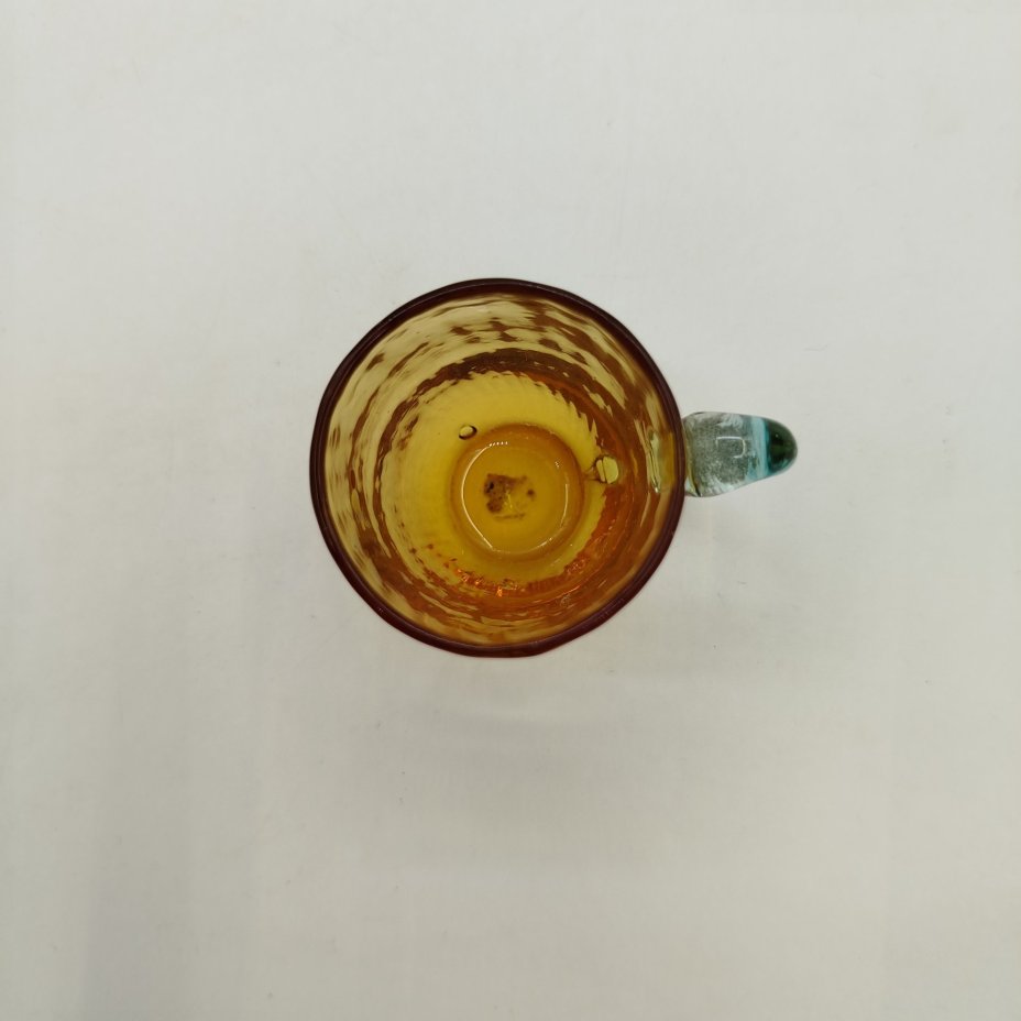 Стопка в виде миниатюрной кружки с цветочной росписью