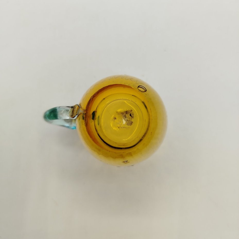 Стопка в виде миниатюрной кружки с цветочной росписью