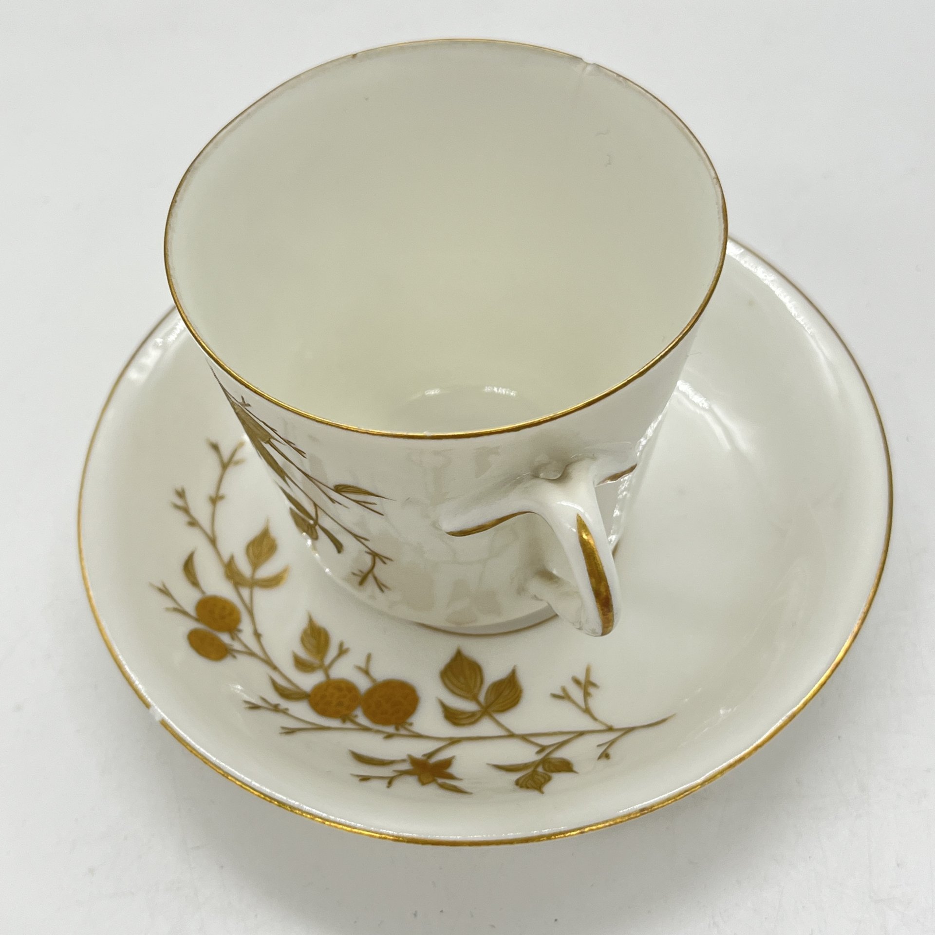 Чайная пара с цветочным декором, фарфор, эмалевая роспись, золочение, Западная Европа, 1890-1920 гг.