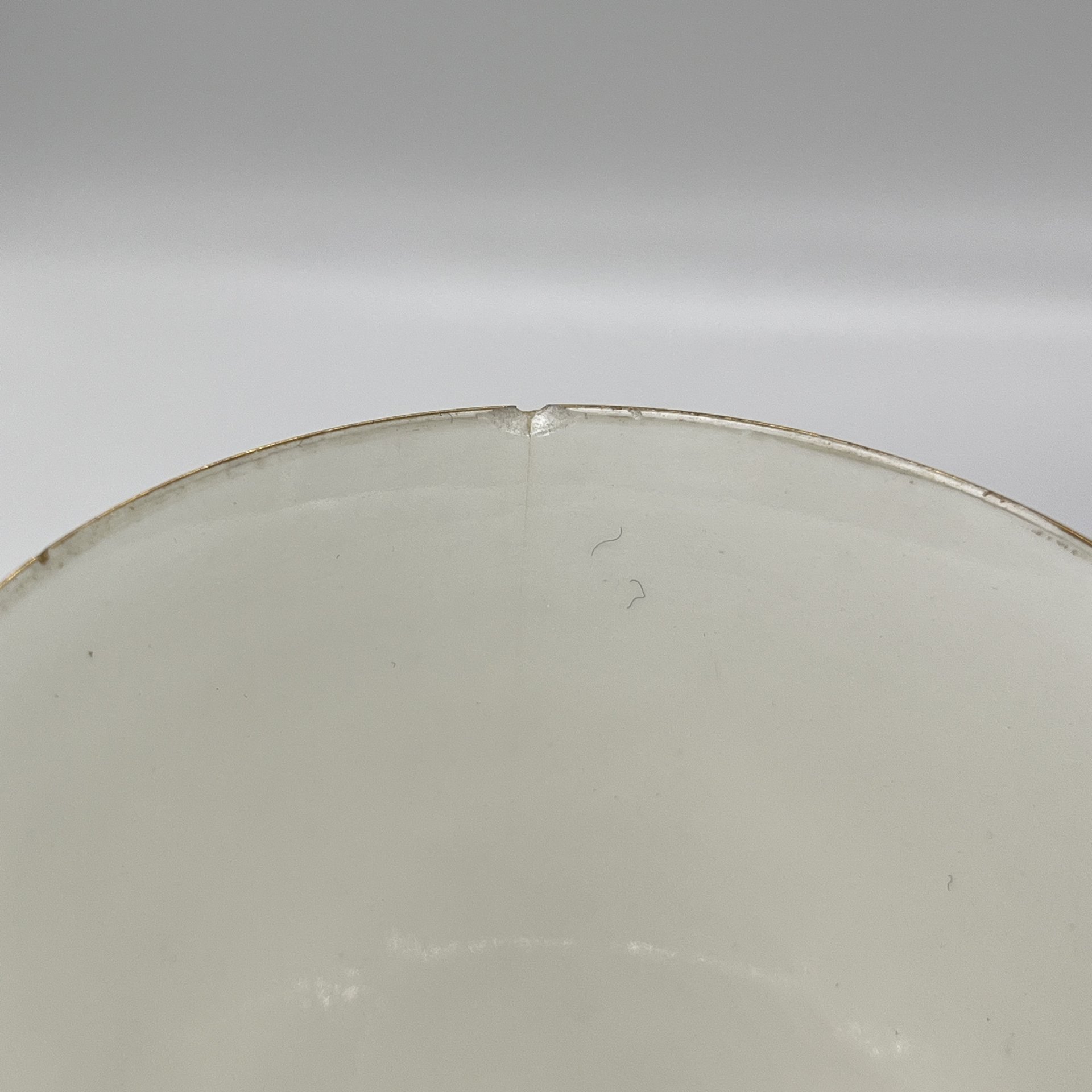 Чайная пара с цветочным декором, фарфор, эмалевая роспись, золочение, Западная Европа, 1890-1920 гг.