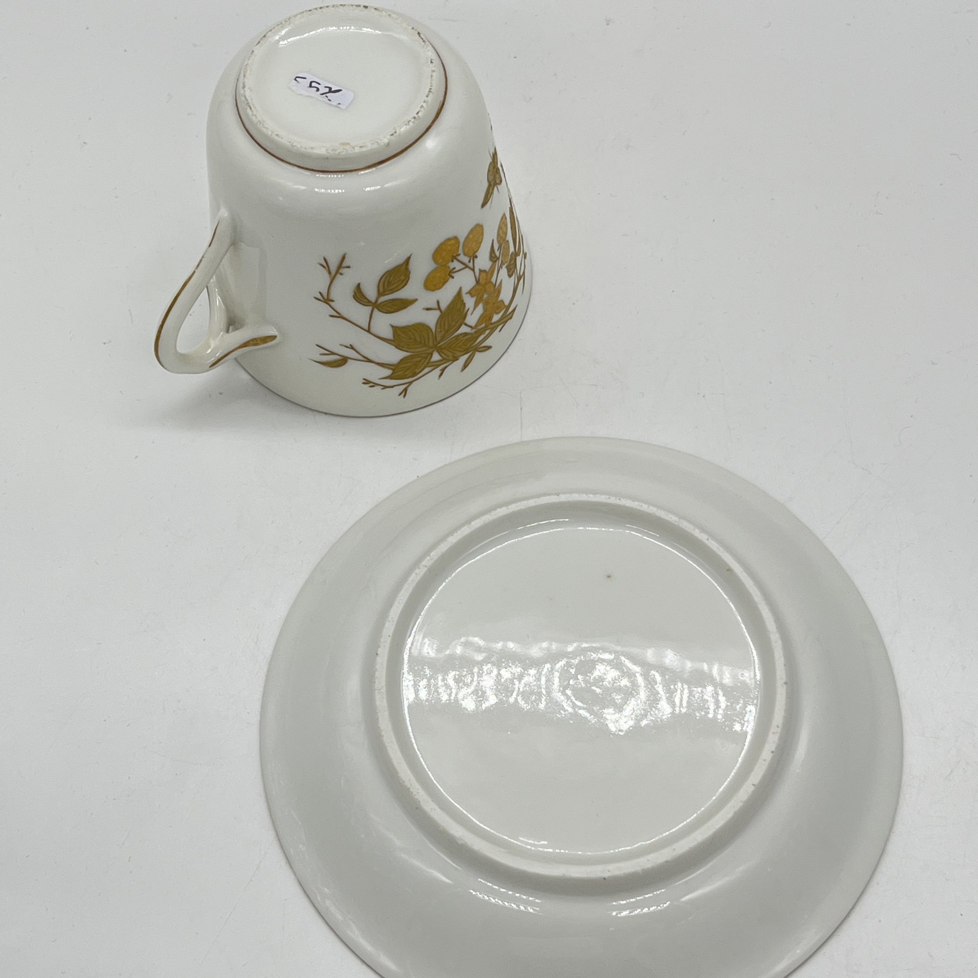 Чайная пара с цветочным декором, фарфор, эмалевая роспись, золочение, Западная Европа, 1890-1920 гг.