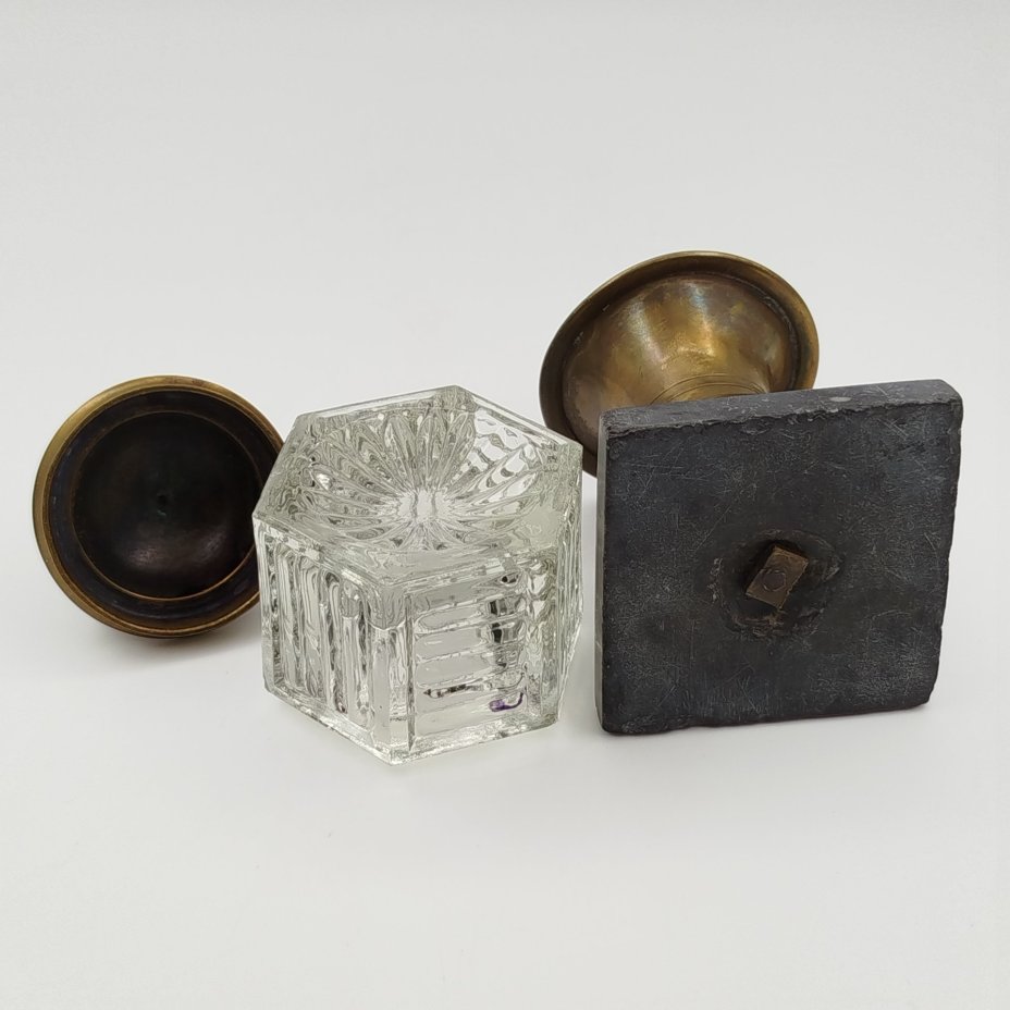 Прибор письменный (чернильница и карандашница)