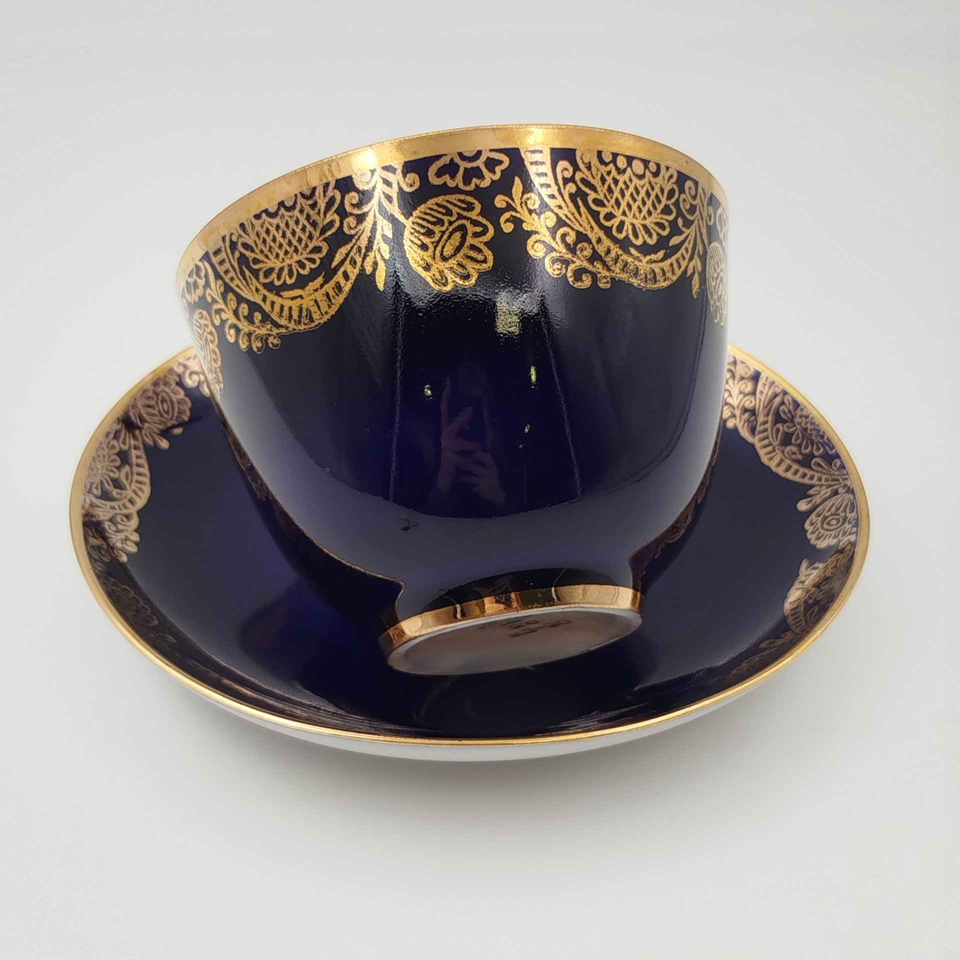 Пара чайная "Золотой фриз", фарфор, крытье кобальтом, Ленинградский фарфоровый завод (ЛФЗ), СССР, 1960-1970 гг.