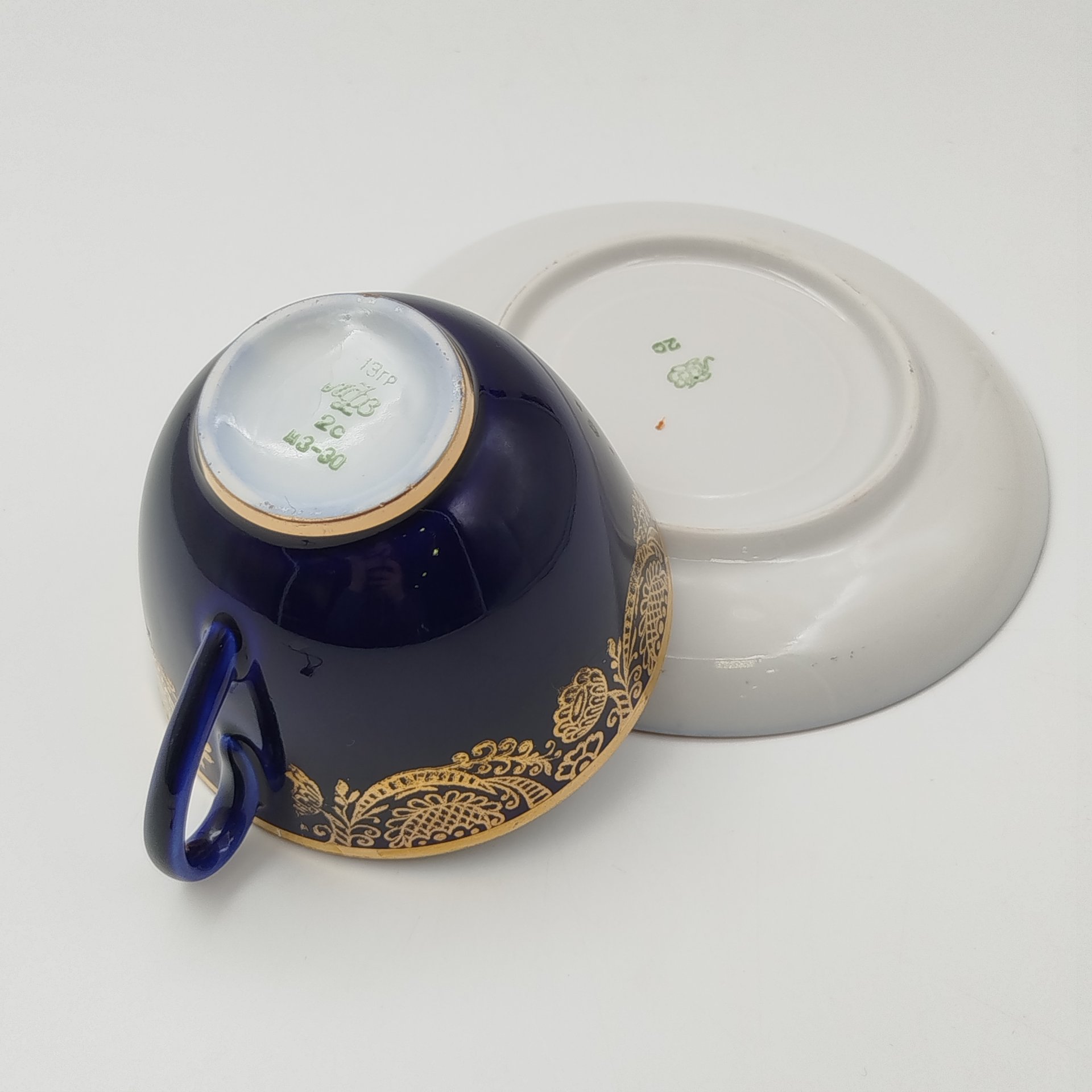 Пара чайная "Золотой фриз", фарфор, крытье кобальтом, Ленинградский фарфоровый завод (ЛФЗ), СССР, 1960-1970 гг.