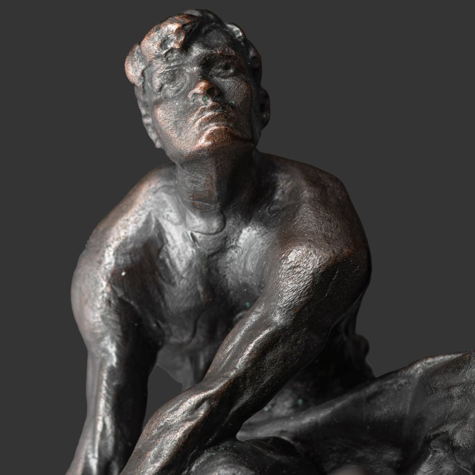 Скульптура "Булыжник — оружие пролетариата", автор Шадр Иван Дмитриевич