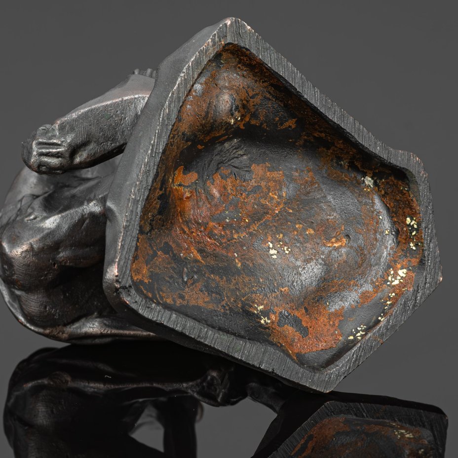 Скульптура "Булыжник — оружие пролетариата", автор Шадр Иван Дмитриевич