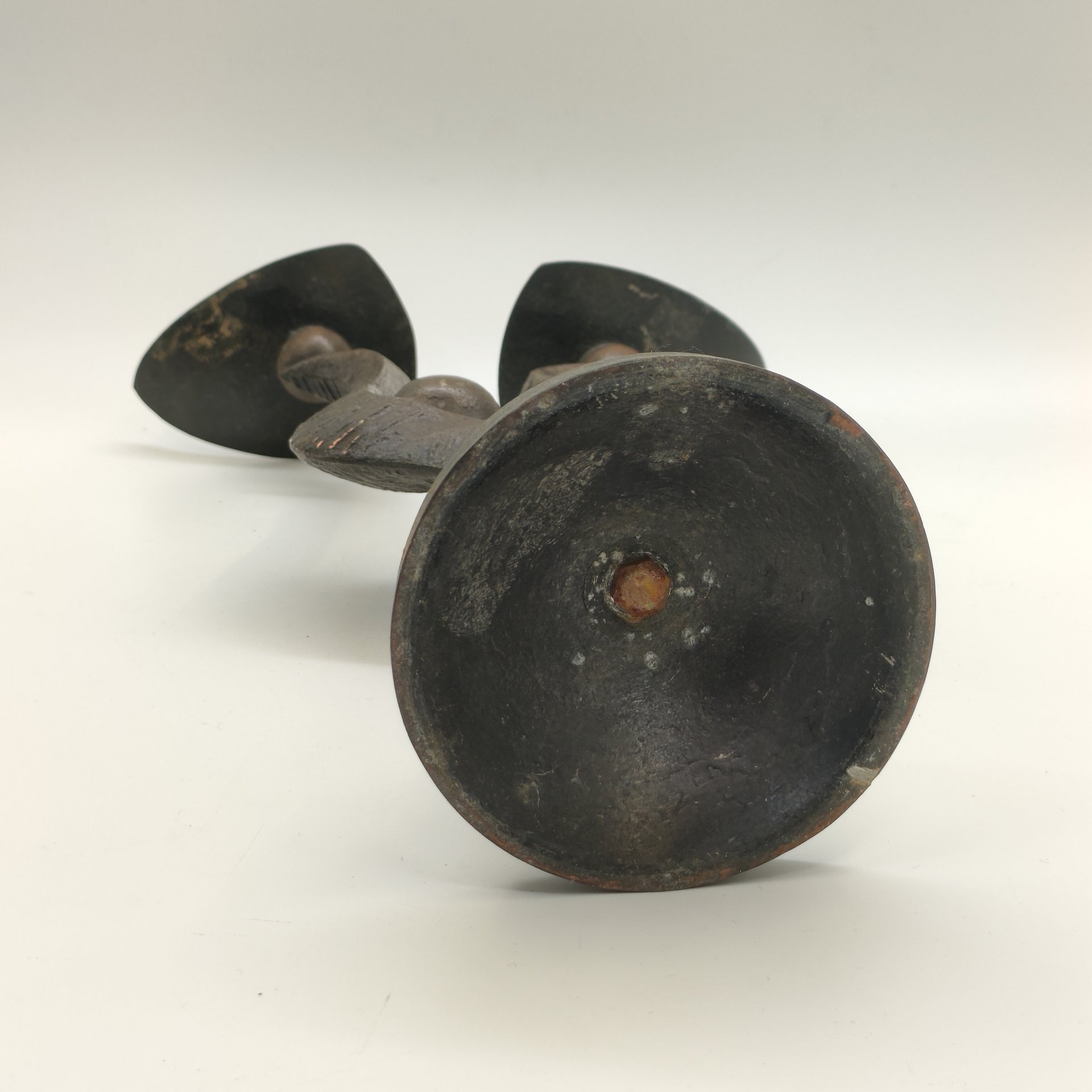 Подсвечник необычной формы на 2 свечи, металл, литье, СССР, 1970-1990 гг.