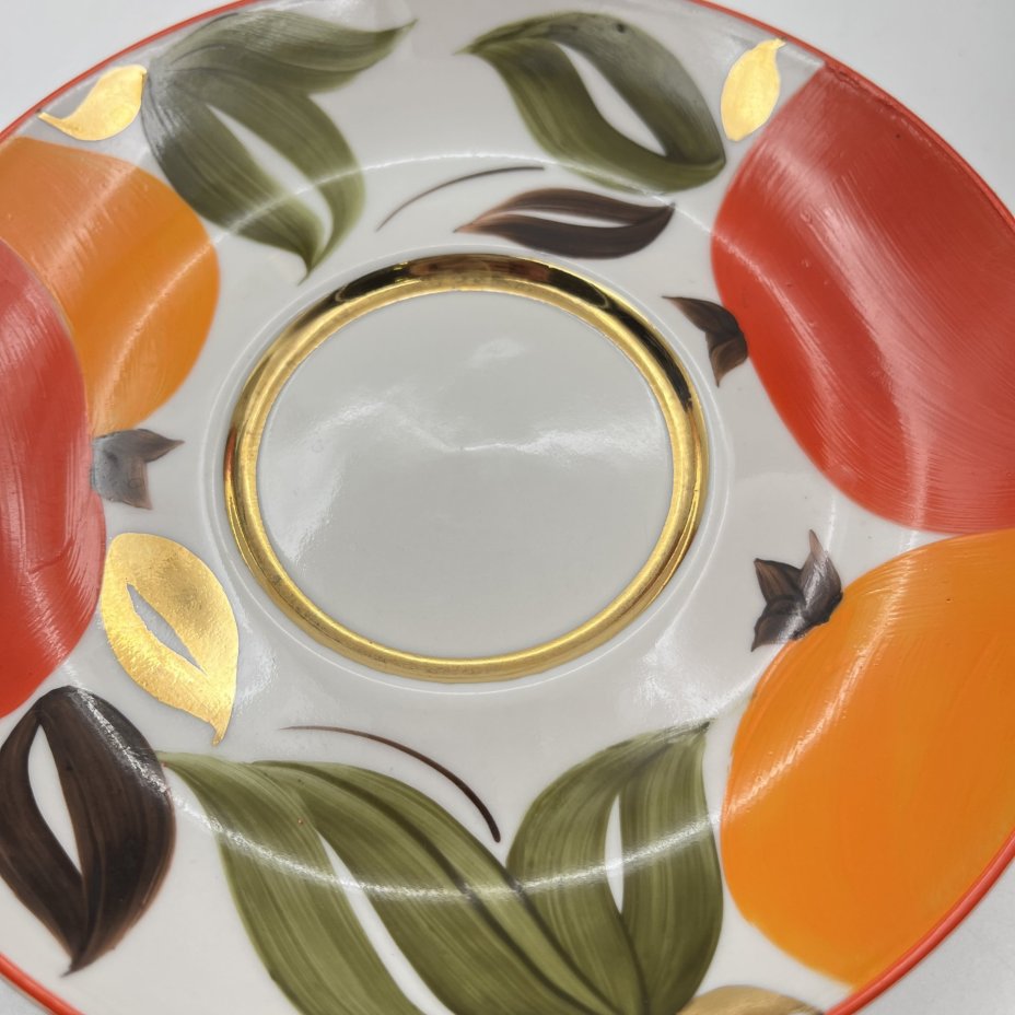 Чайное трио "Яблоки", фарфор, роспись, золочение, Краснодарский фарфорово-фаянсовый завод «Чайка», СССР, 1960-1992 гг.