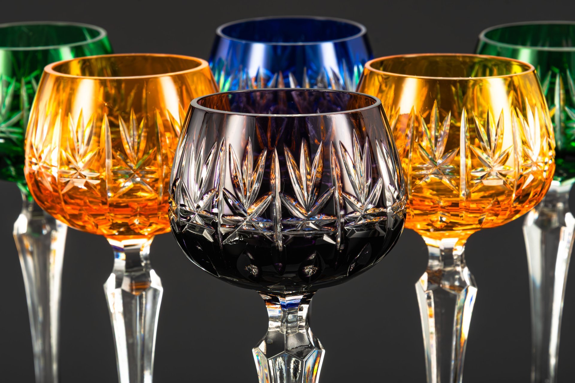 Набор бокалов для вина на 6 персон, украшенных резным орнаментом, хрусталь, алмазная грань, Echt Bleikristall, Германия, 1970-1990 гг.