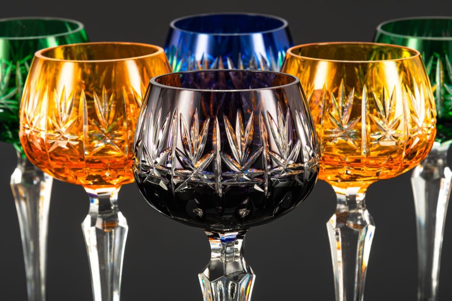 Набор бокалов для вина на 6 персон, украшенных резным орнаментом, хрусталь, алмазная грань, Echt Bleikristall, Германия, 1970-1990 гг.