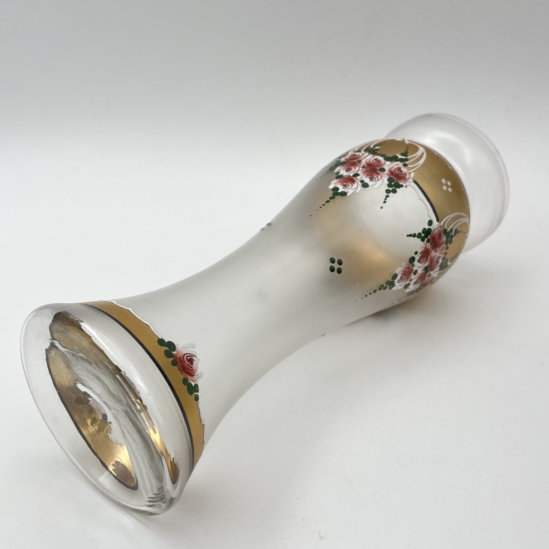 Ваза в стиле модерн с цветочным декором, стекло, матовое, золочение, Западная Европа, 1960-1980 гг.