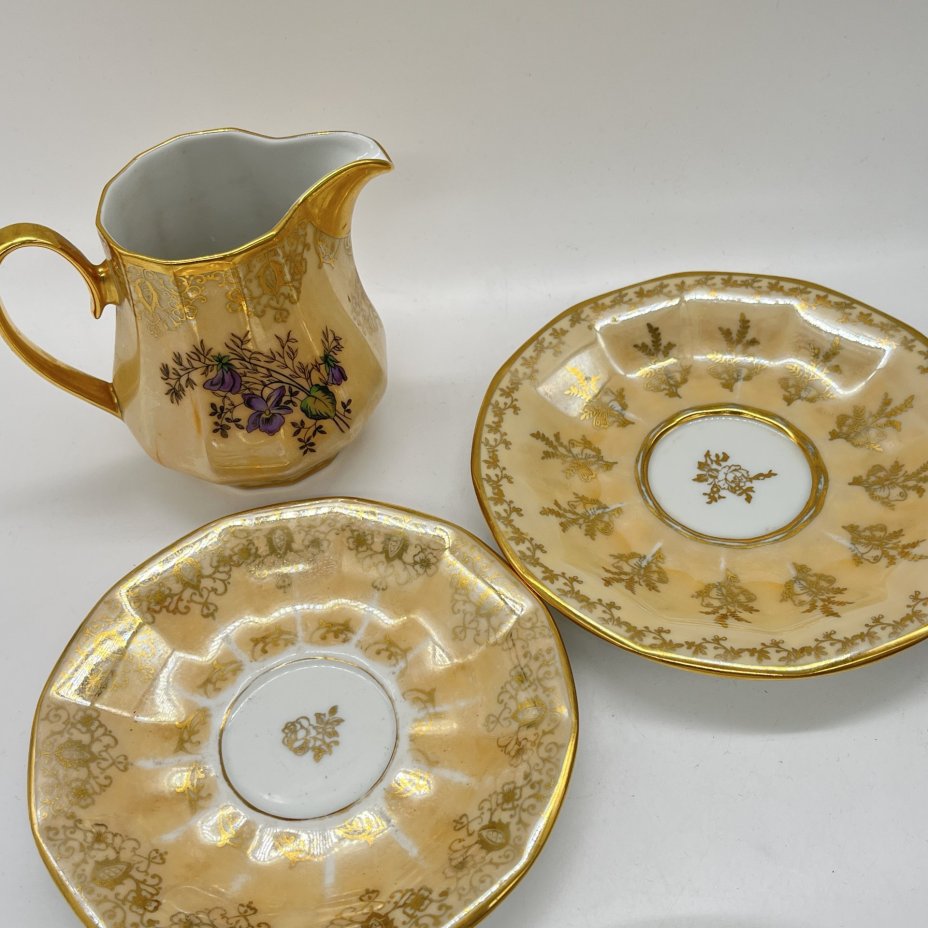 Набор из 2 блюдец и молочника с цветочным декором, фарфор, деколь, крытье, золочение, Carlsbad, Чехия, 1993-2010 гг.