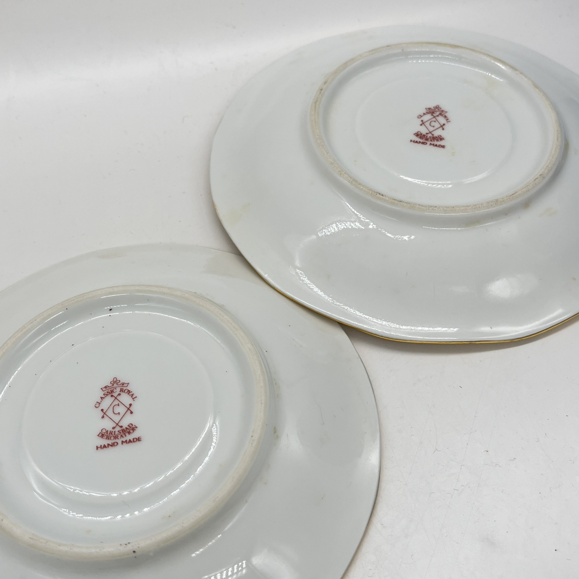 Набор из 2 блюдец и молочника с цветочным декором, фарфор, деколь, крытье, золочение, Carlsbad, Чехия, 1993-2010 гг.