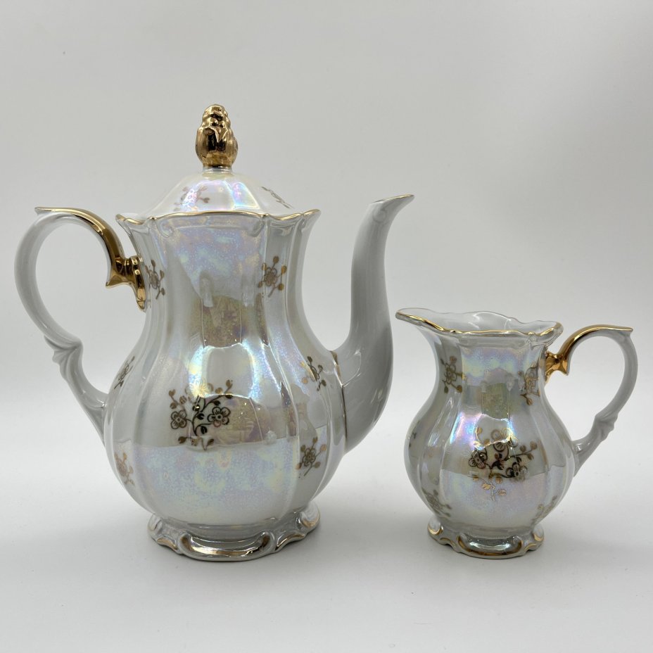 Сервировочный набор на одну персону (5 предметов), украшенный цветочным декором, фарфор, люстр, золочение, Kahla, ГДР, 1968-1987 гг.