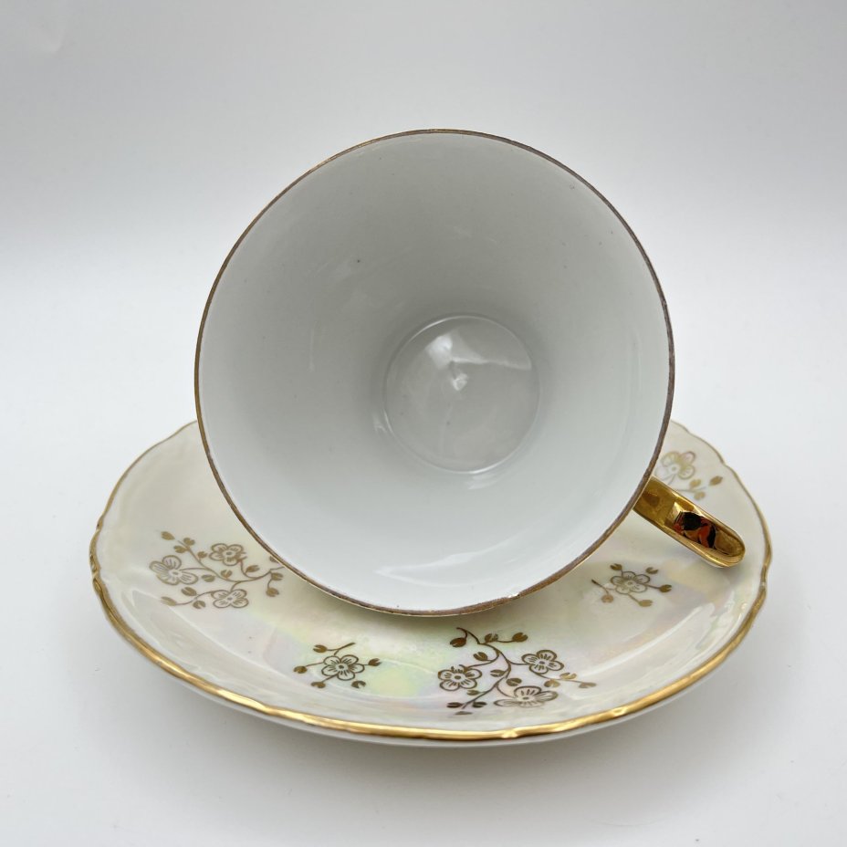 Сервировочный набор на одну персону (5 предметов), украшенный цветочным декором, фарфор, люстр, золочение, Kahla, ГДР, 1968-1987 гг.