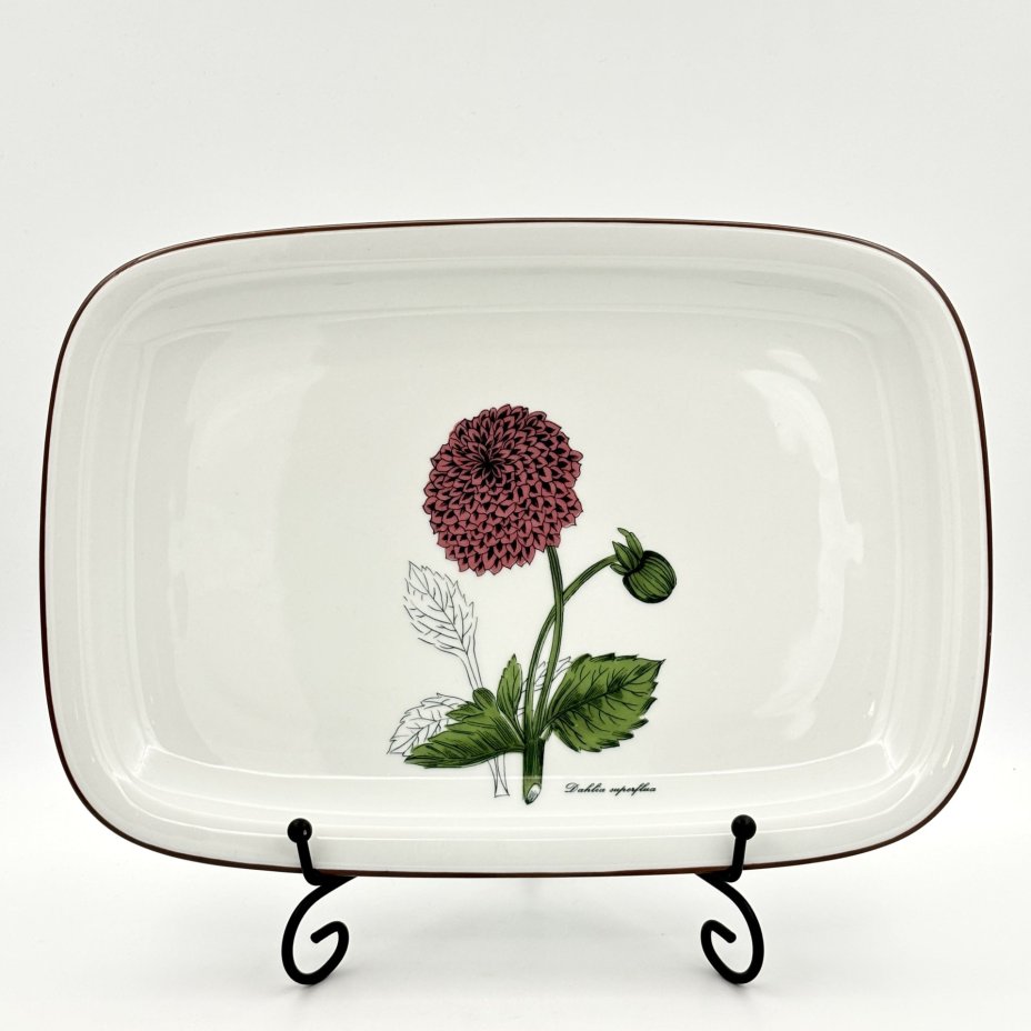 Прямоугольное блюдо (поднос) с высоким бортом "Dahlia superflua" ("Цветок георгина"), Winterling Marktleuthen Bavaria