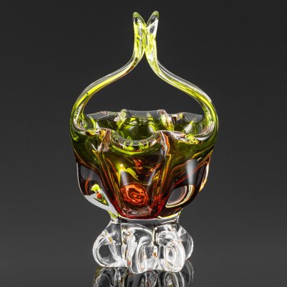 Конфетница в форме корзины с градиентом от коричневого к зеленому, стекло, гутная техника, Egermann, Чехословакия, 1970-1990 гг.