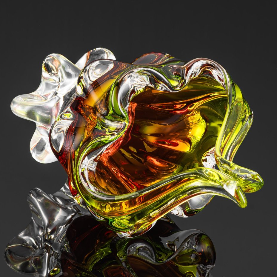 Конфетница в форме корзины с градиентом от коричневого к зеленому, стекло, гутная техника, Egermann, Чехословакия, 1970-1990 гг.