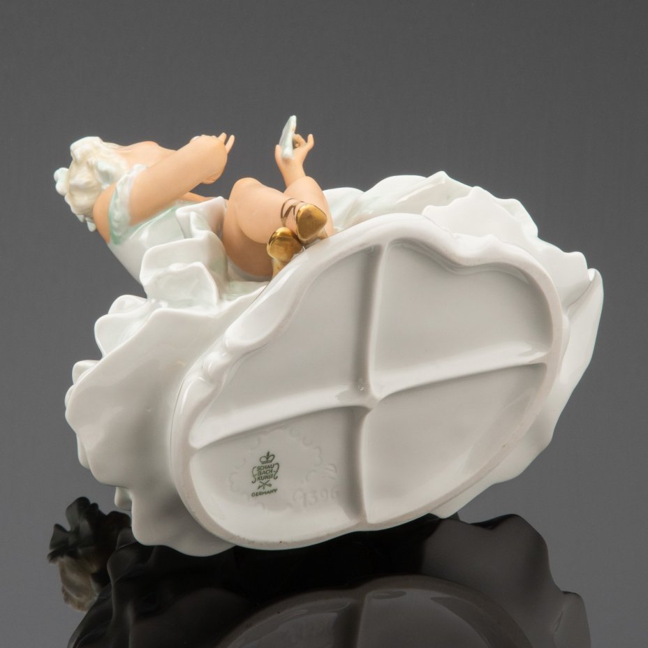 Статуэтка "Балерина с зеркалом", Schaubach-Kunst
