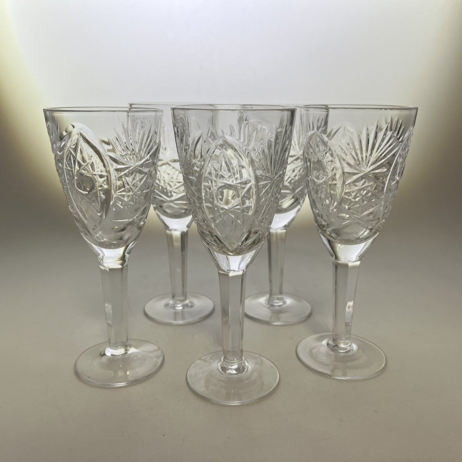 Набор из 5 бокалов с геометрическим декором, хрусталь, пресс, СССР, 1970-1990 гг.