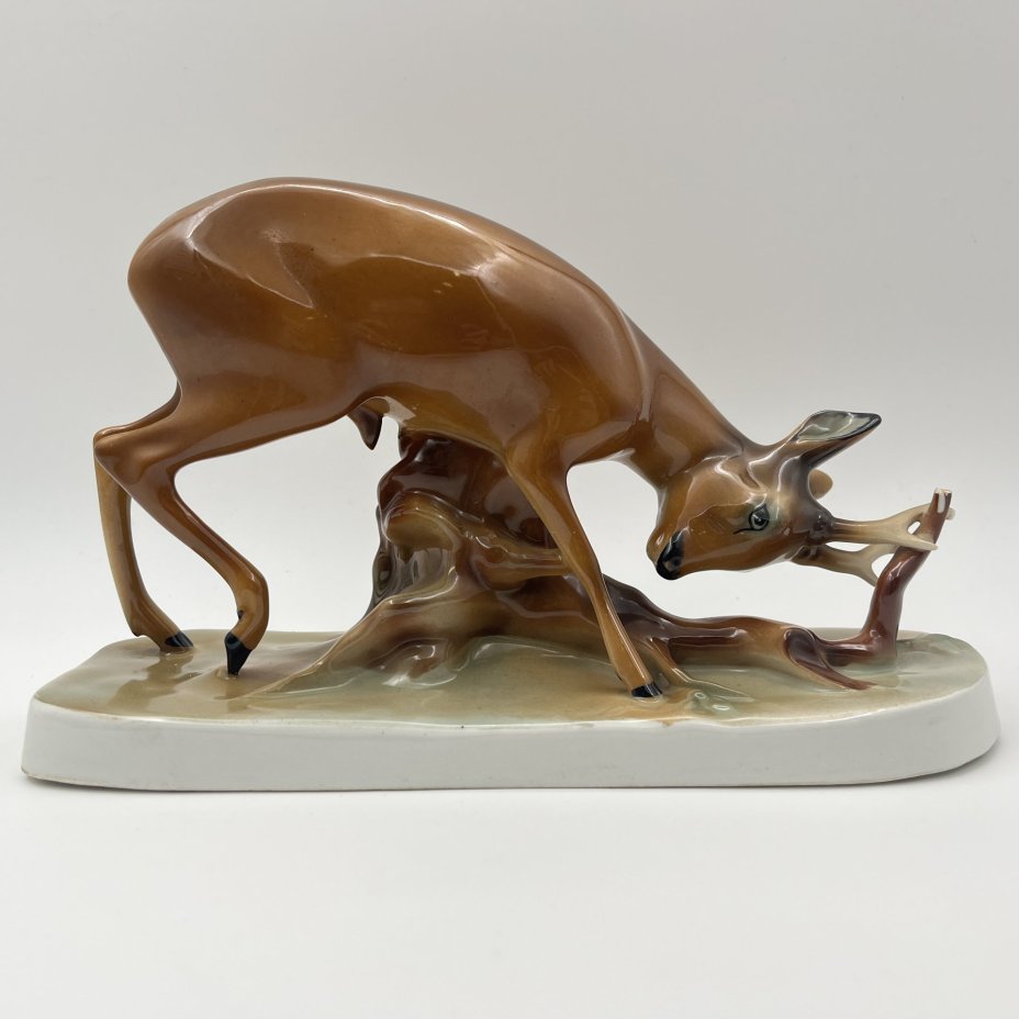 Статуэтка "Олень", фарфор, роспись, Lichte Porzellan (Лихте), Германия, 1949-1965 гг.