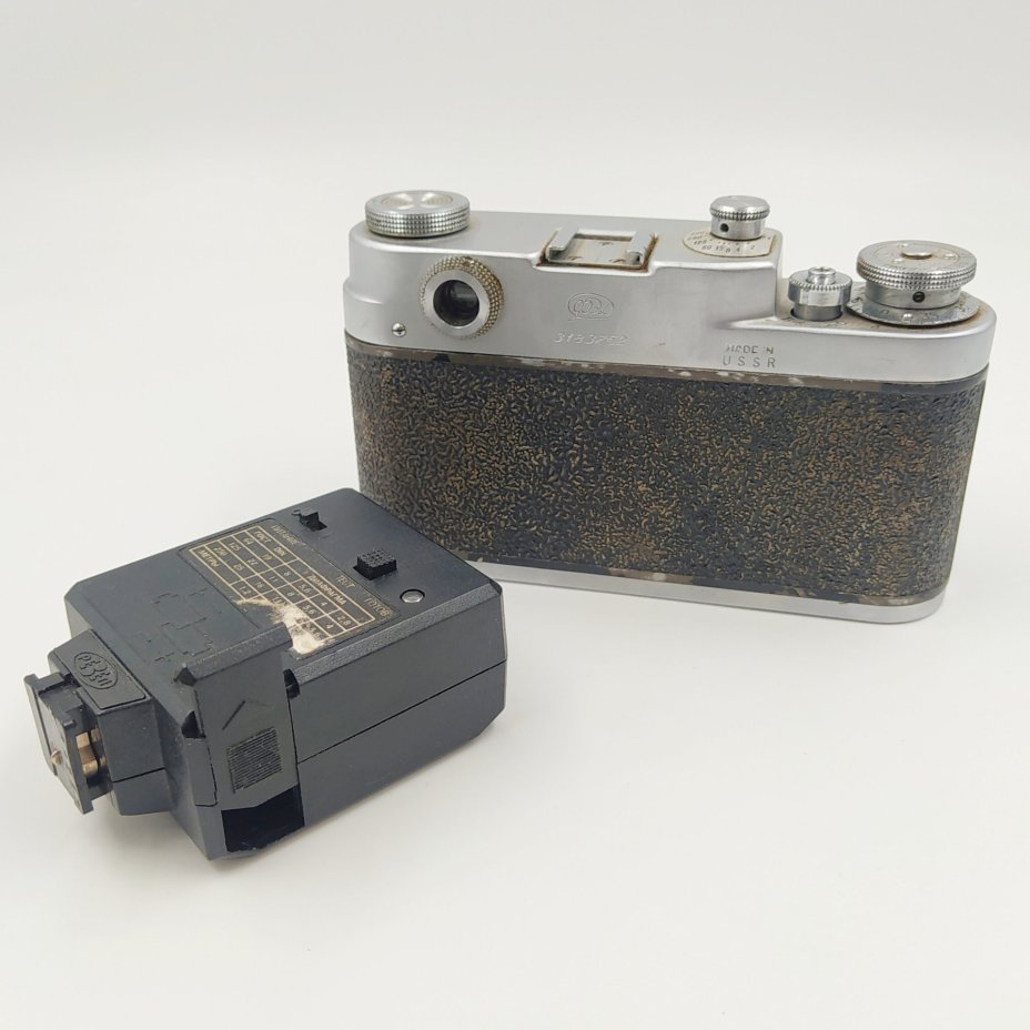 Фотоаппарат "ФЭД-3" с объективом "Индустар-26м" и вспышкой "Электроника ФЭ-31", металл, стекло, пластик, Харьковский машиностроительный завод им. Дзержинского (ФЭД), СССР, 1961-1979 гг., Харьковский машиностроительный завод им. Дзержинского (ФЭД)
