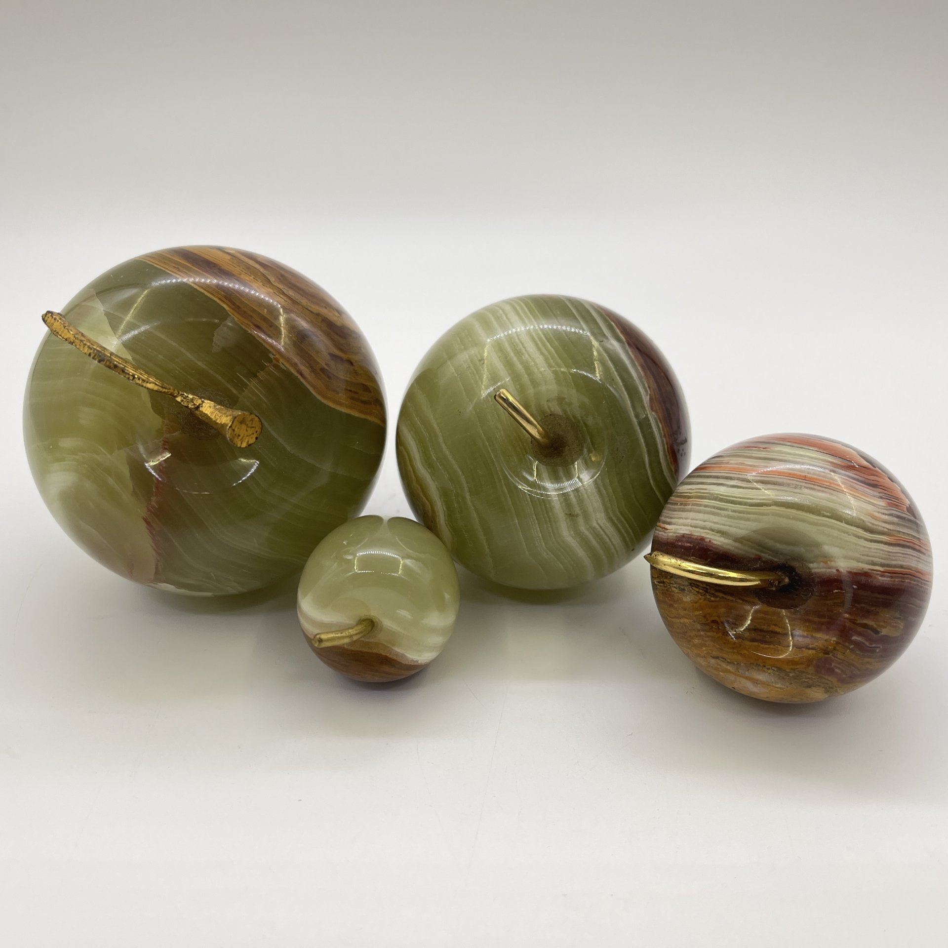 Набор из 4-х статуэток "Яблоки", оникс, металл, Азия, 2000-2010 гг.