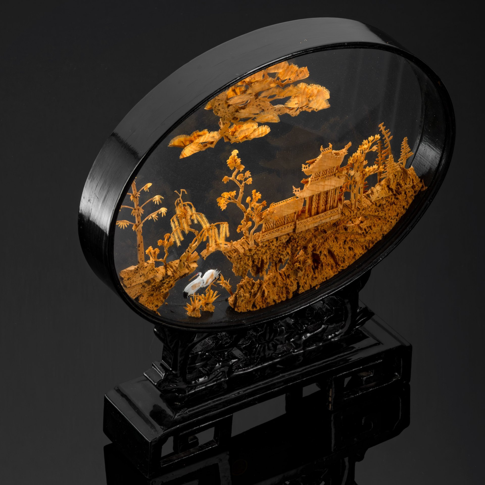 Панно декоративное (диорама)  с изображением пагоды и пейзажа, пробковое дерево, текстиль, картон, дерево, стекло, Китай, 1950-1980 гг.