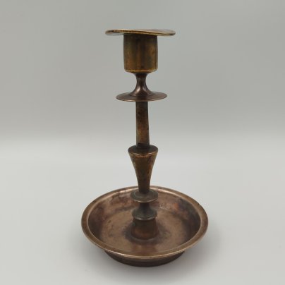 Подсвечник на одну свечу, на круглой подставке, бронза, Российская империя, 1890-1917 гг.